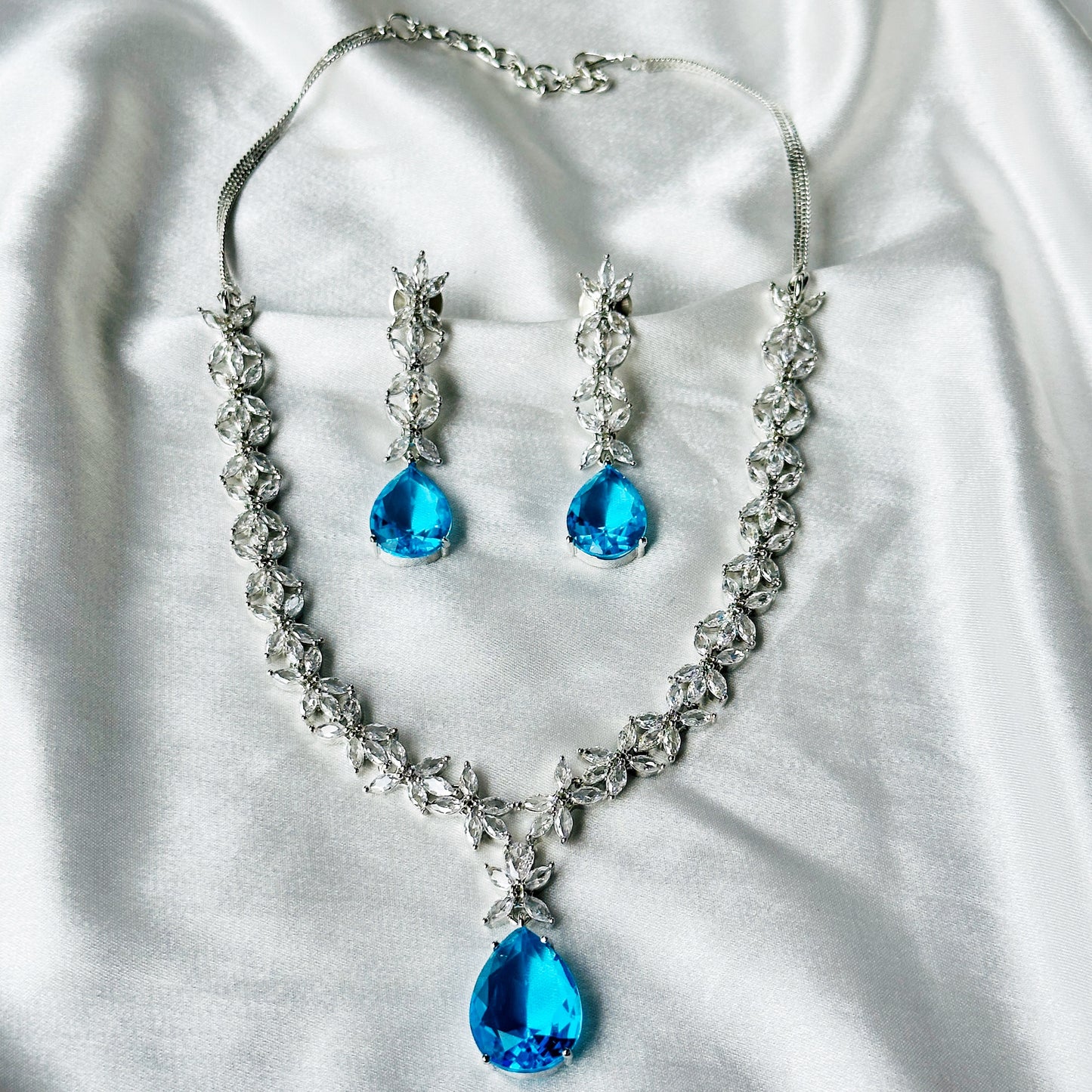 Aqua Blue Sapphire Cubic Zircon American Diamond Silver Plated Necklace Set