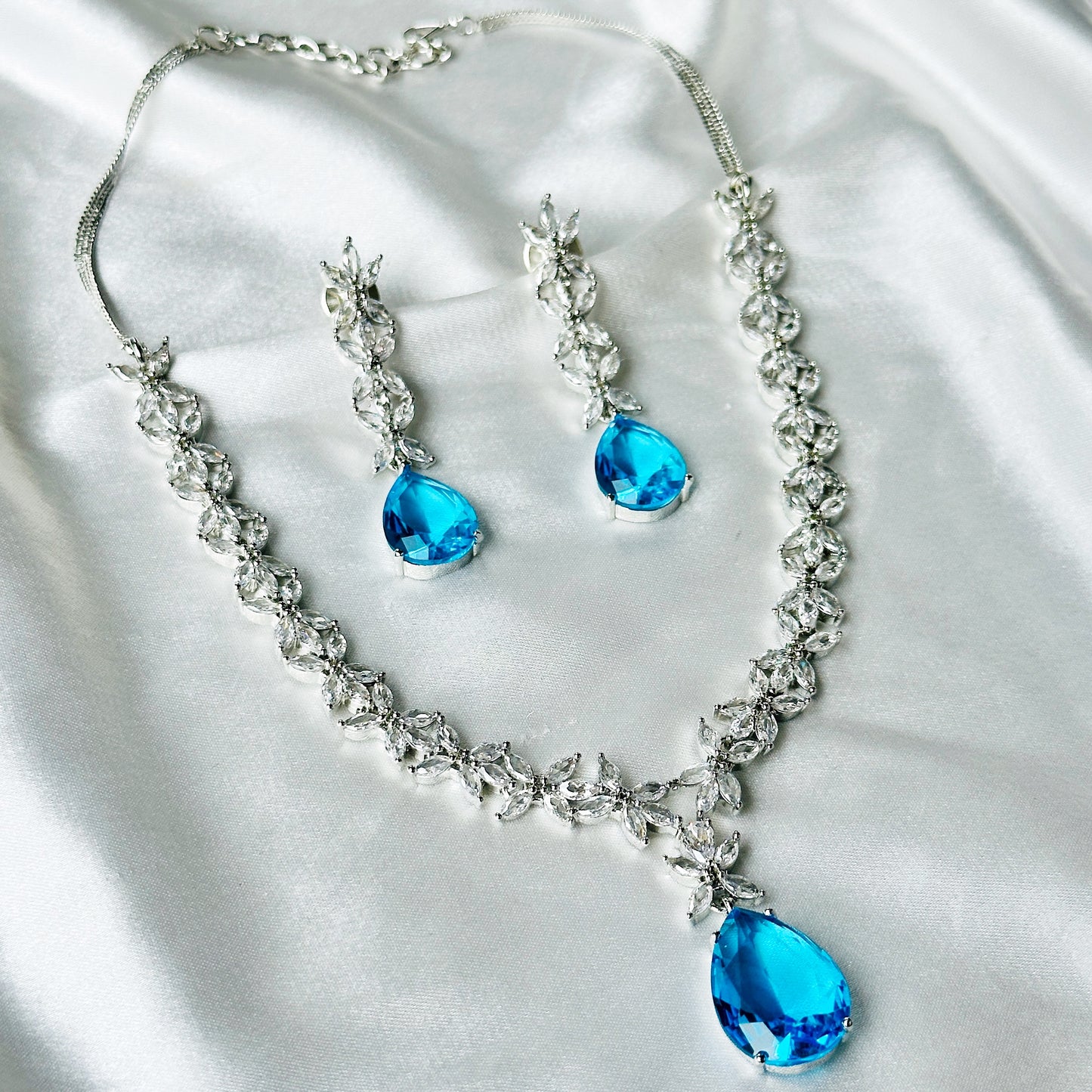 Aqua Blue Sapphire Cubic Zircon American Diamond Silver Plated Necklace Set