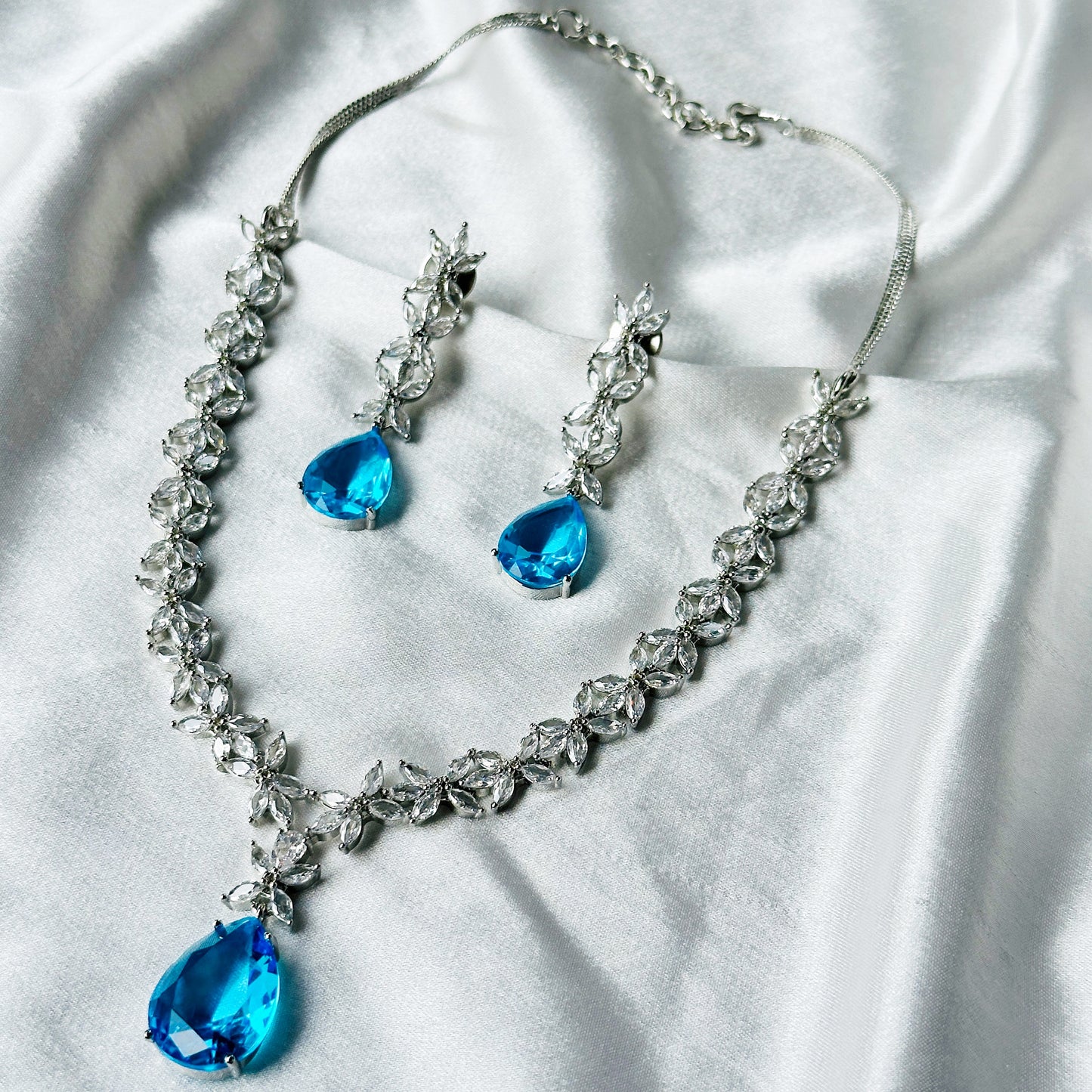 Aqua Blue Sapphire Cubic Zircon American Diamond Silver Plated Necklace Set