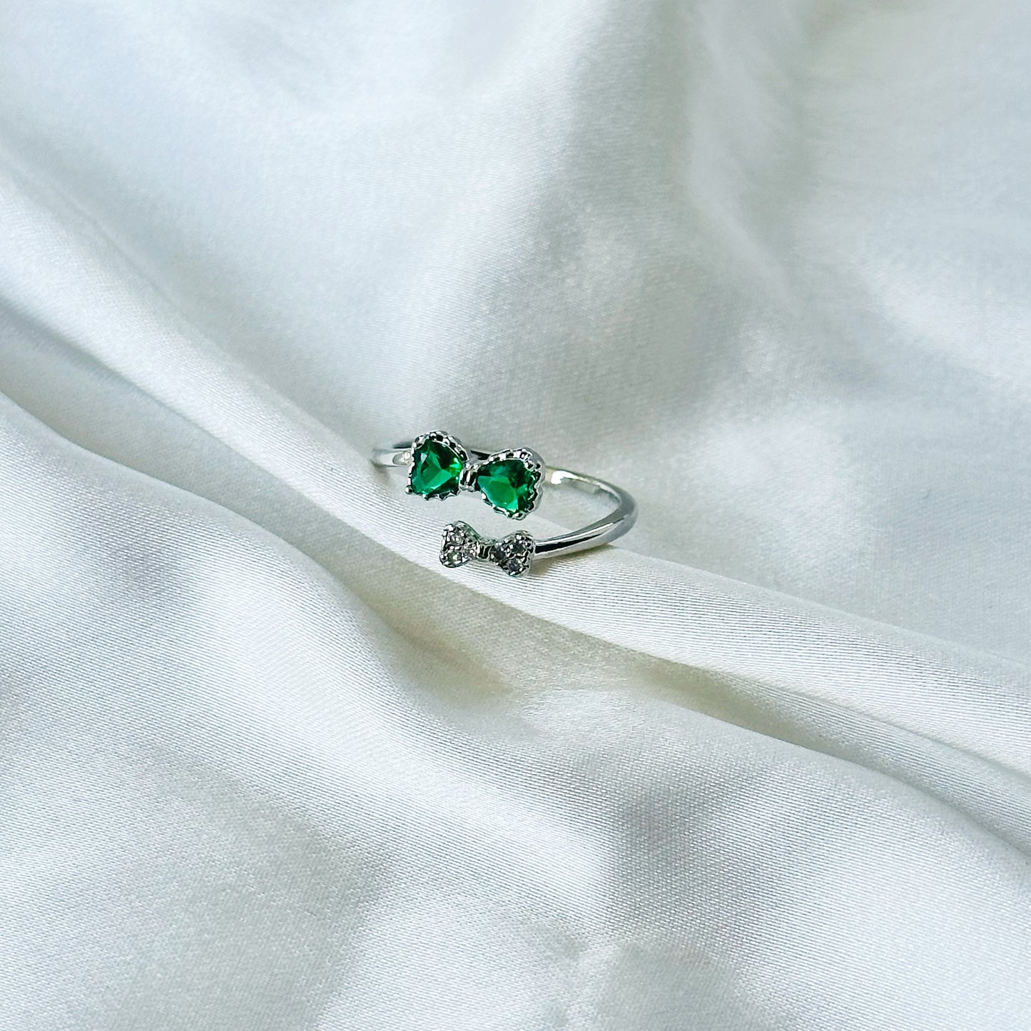 Green Emerald Cubic Zirconia American Diamond Silver Plated Adjustable Ring