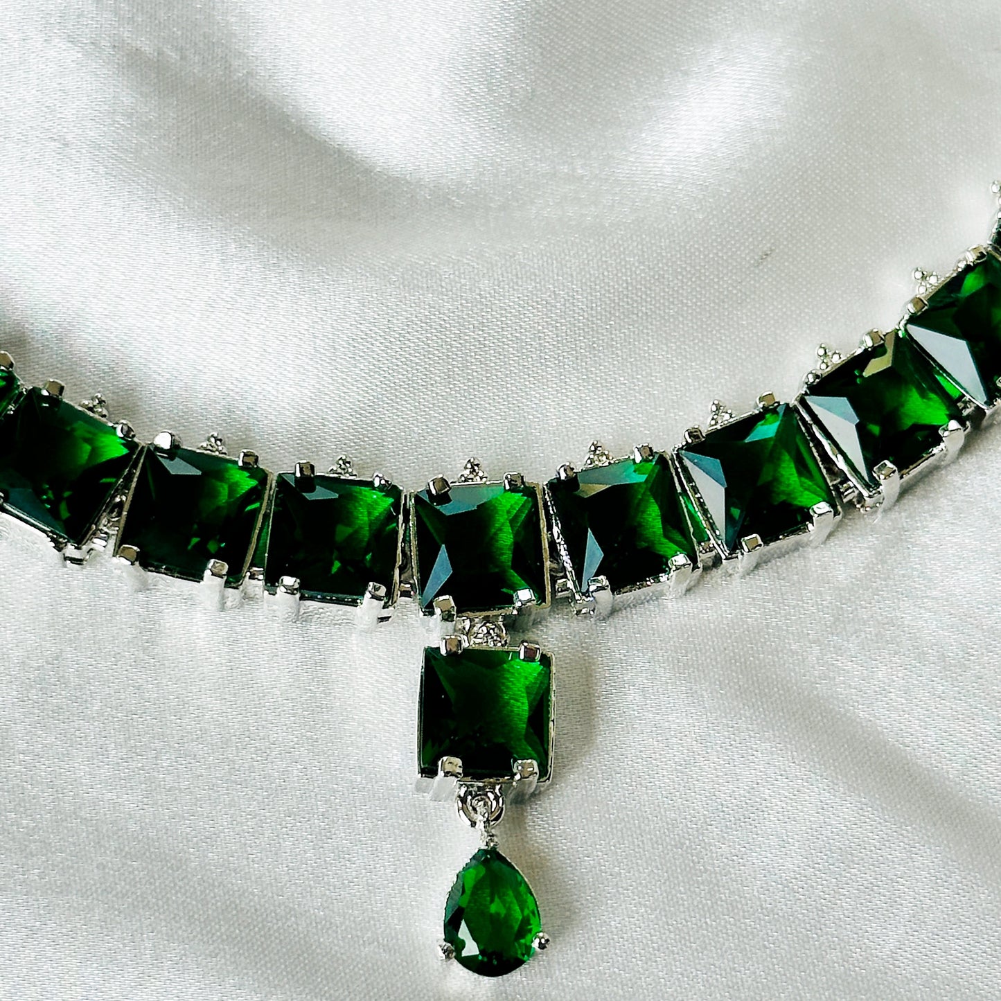 Green Emerald Cubic Zircon Stones Silver Plated Necklace Set