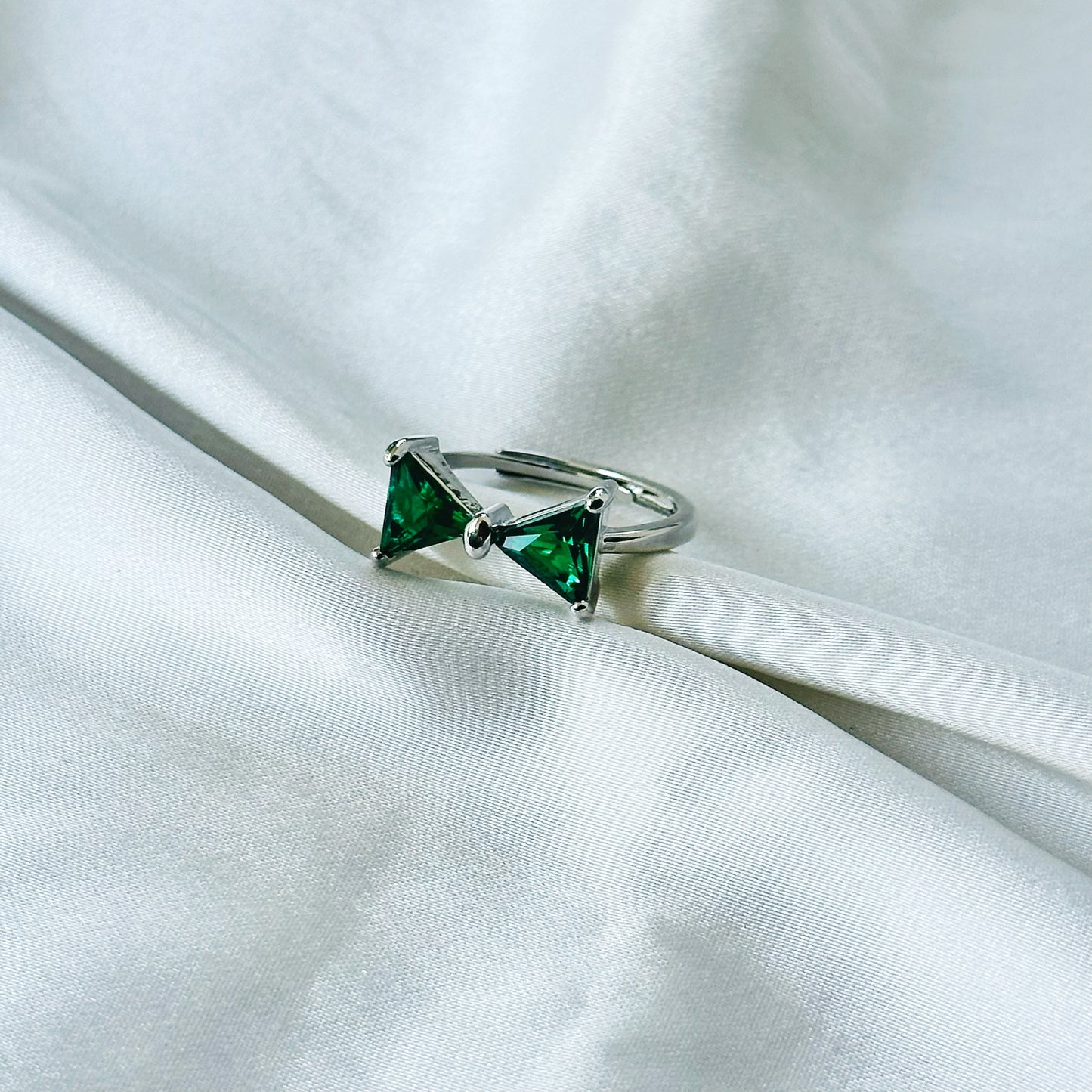 Green Emerald Cubic Zirconia American Diamond Silver Plated Adjustable Ring