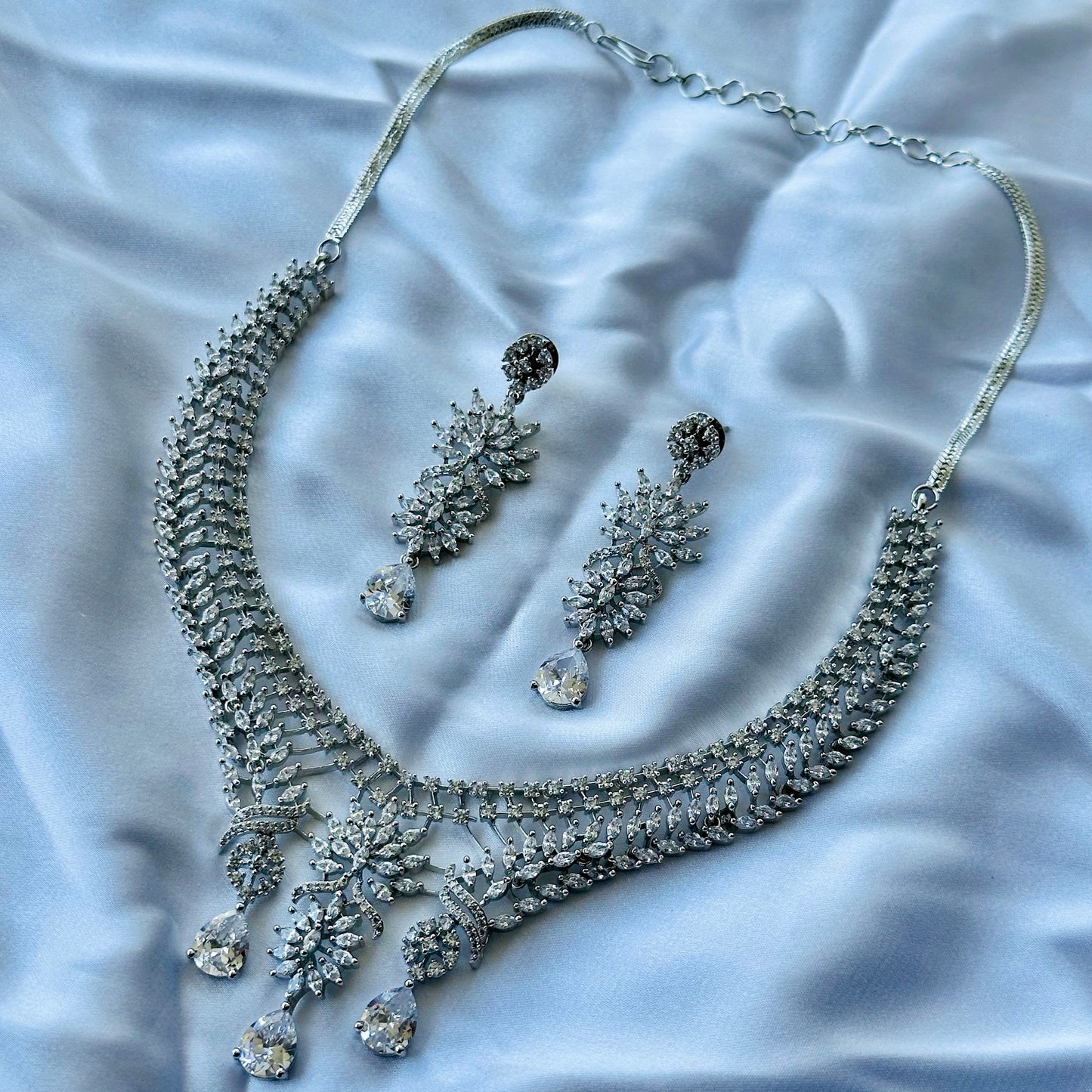 Solitaire Cubic Zircon American Diamond Silver Plated Necklace Set