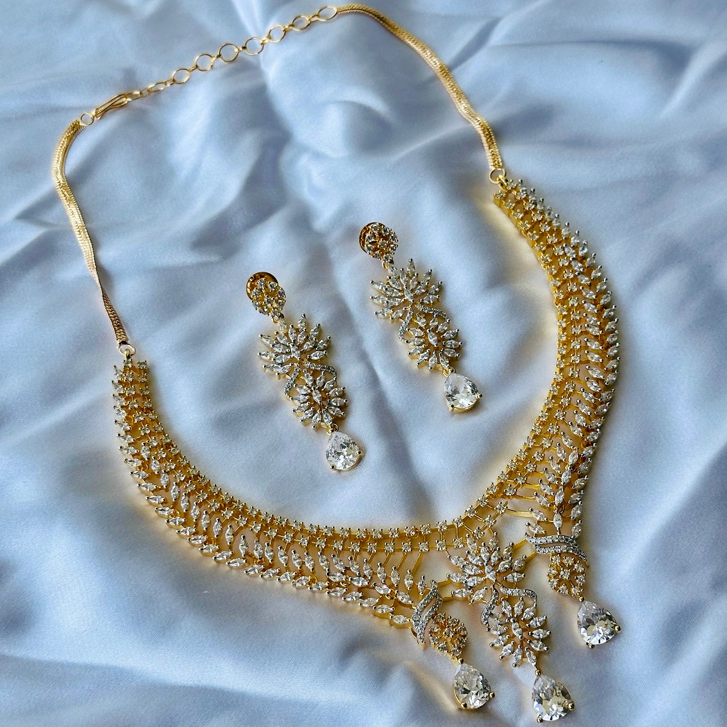 Solitaire Cubic Zircon American Diamond Gold Plated Necklace Set