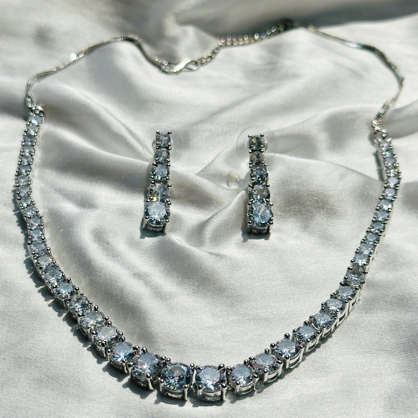 Solitaire Cubic Zircon American Diamond Silver Plated Necklace Set