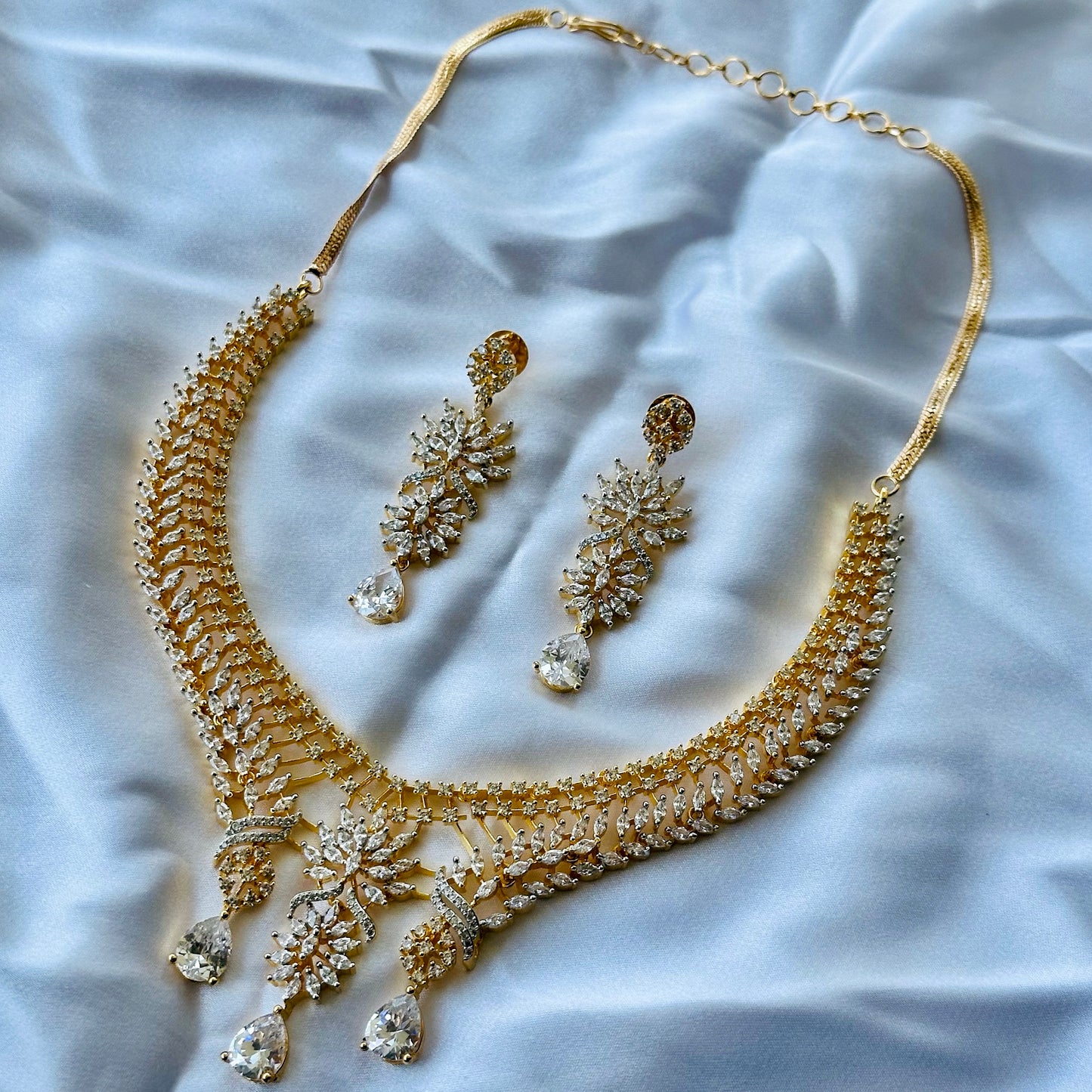 Solitaire Cubic Zircon American Diamond Gold Plated Necklace Set