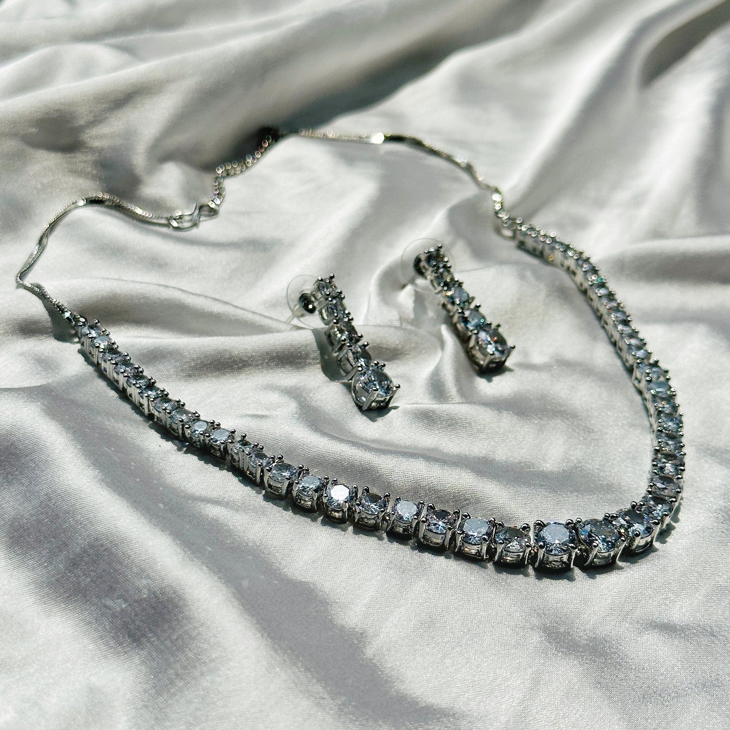 Solitaire Cubic Zircon American Diamond Silver Plated Necklace Set
