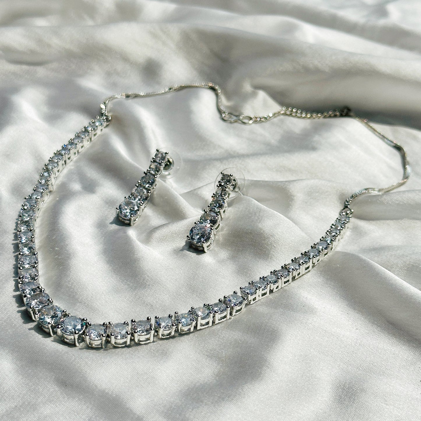 Solitaire Cubic Zircon American Diamond Silver Plated Necklace Set