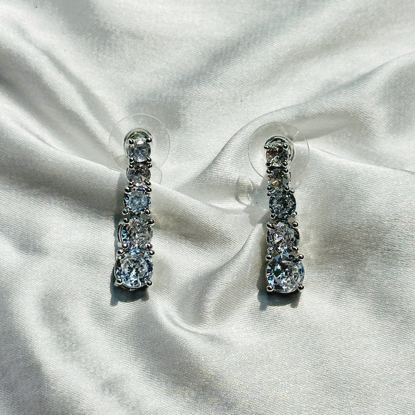 Solitaire Cubic Zircon American Diamond Silver Plated Necklace Set