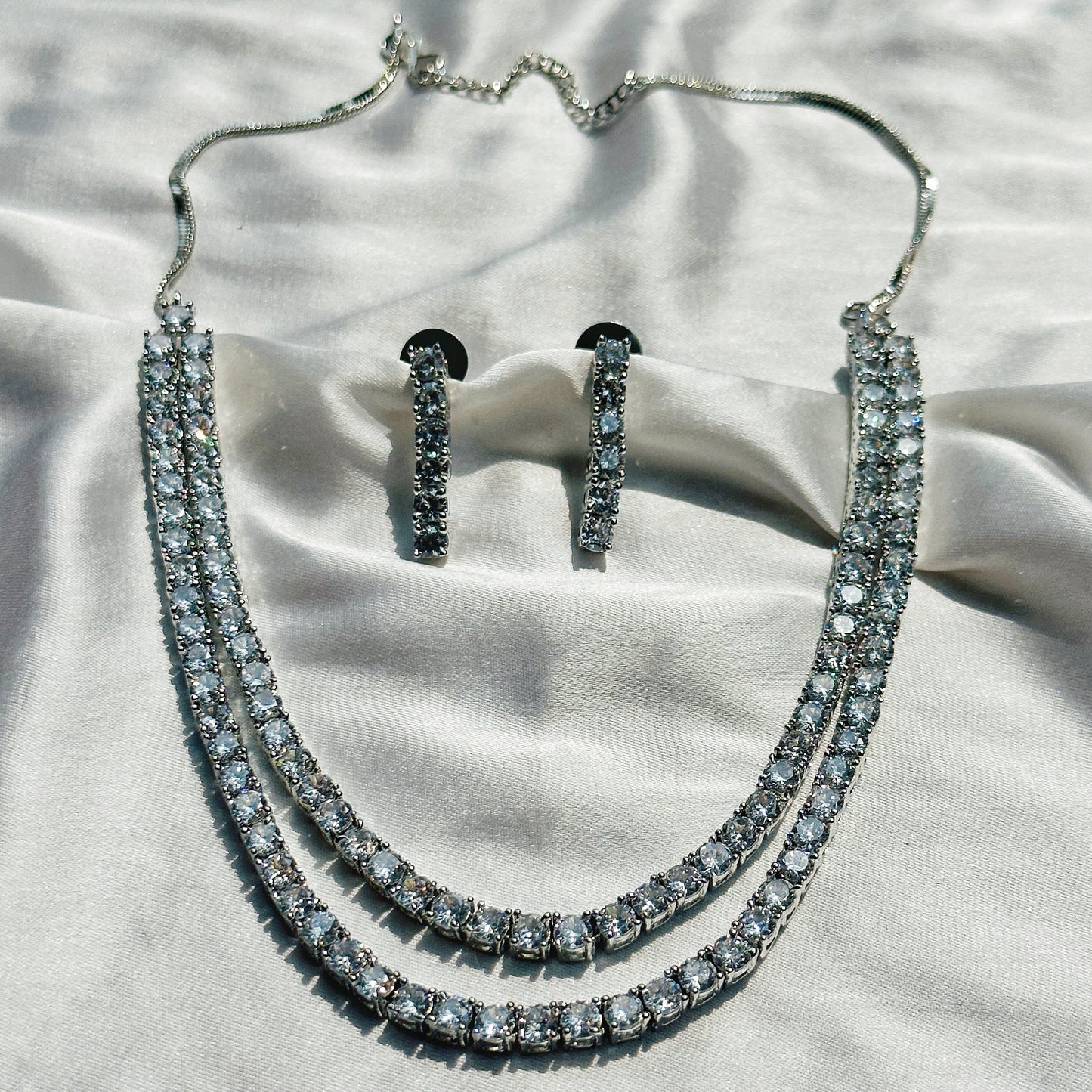 Solitaire Cubic Zircon American Diamond Silver Plated Necklace Set
