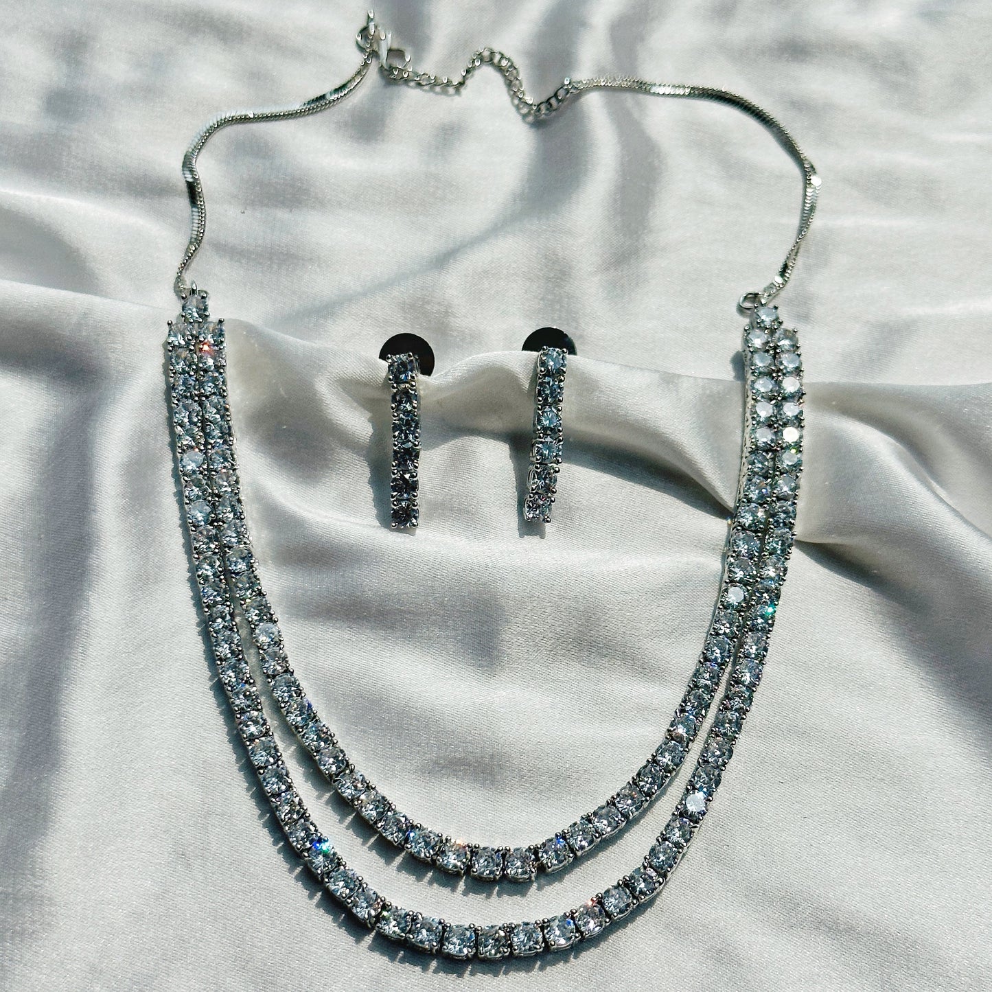 Solitaire Cubic Zircon American Diamond Silver Plated Necklace Set