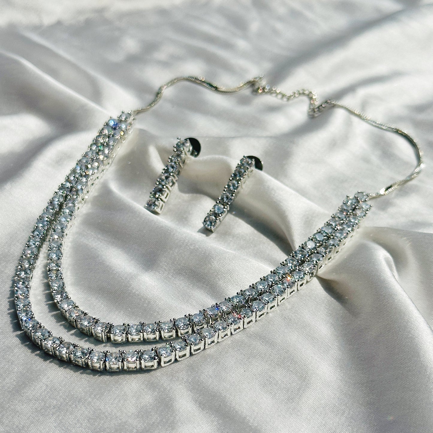 Solitaire Cubic Zircon American Diamond Silver Plated Necklace Set