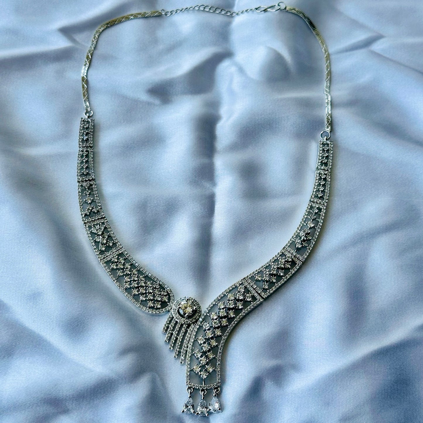 Solitaire Cubic Zircon American Diamond Silver Plated Necklace Set