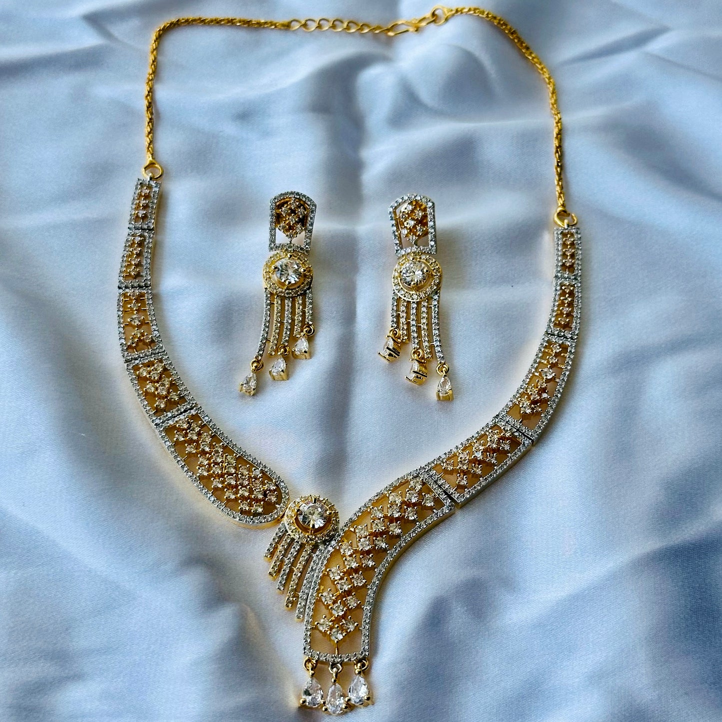 Solitaire Cubic Zircon American Diamond Gold Plated Necklace Set