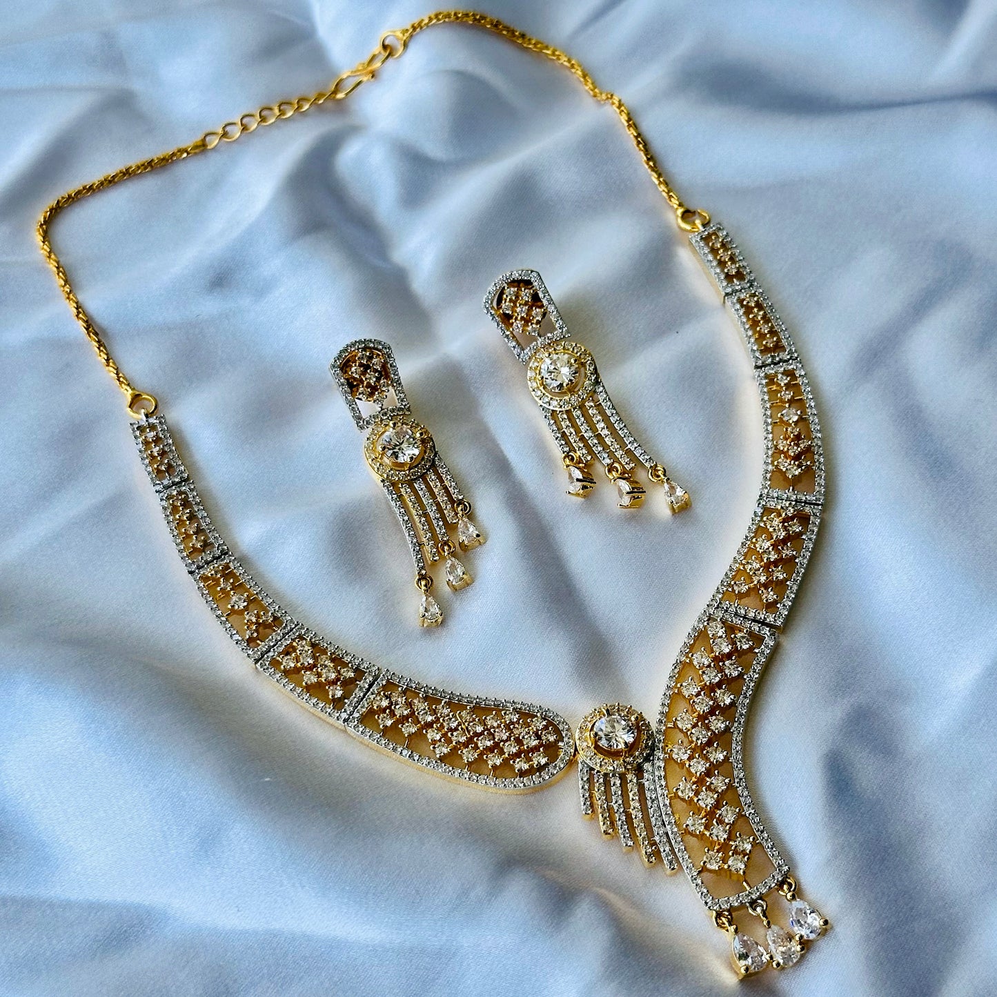Solitaire Cubic Zircon American Diamond Gold Plated Necklace Set