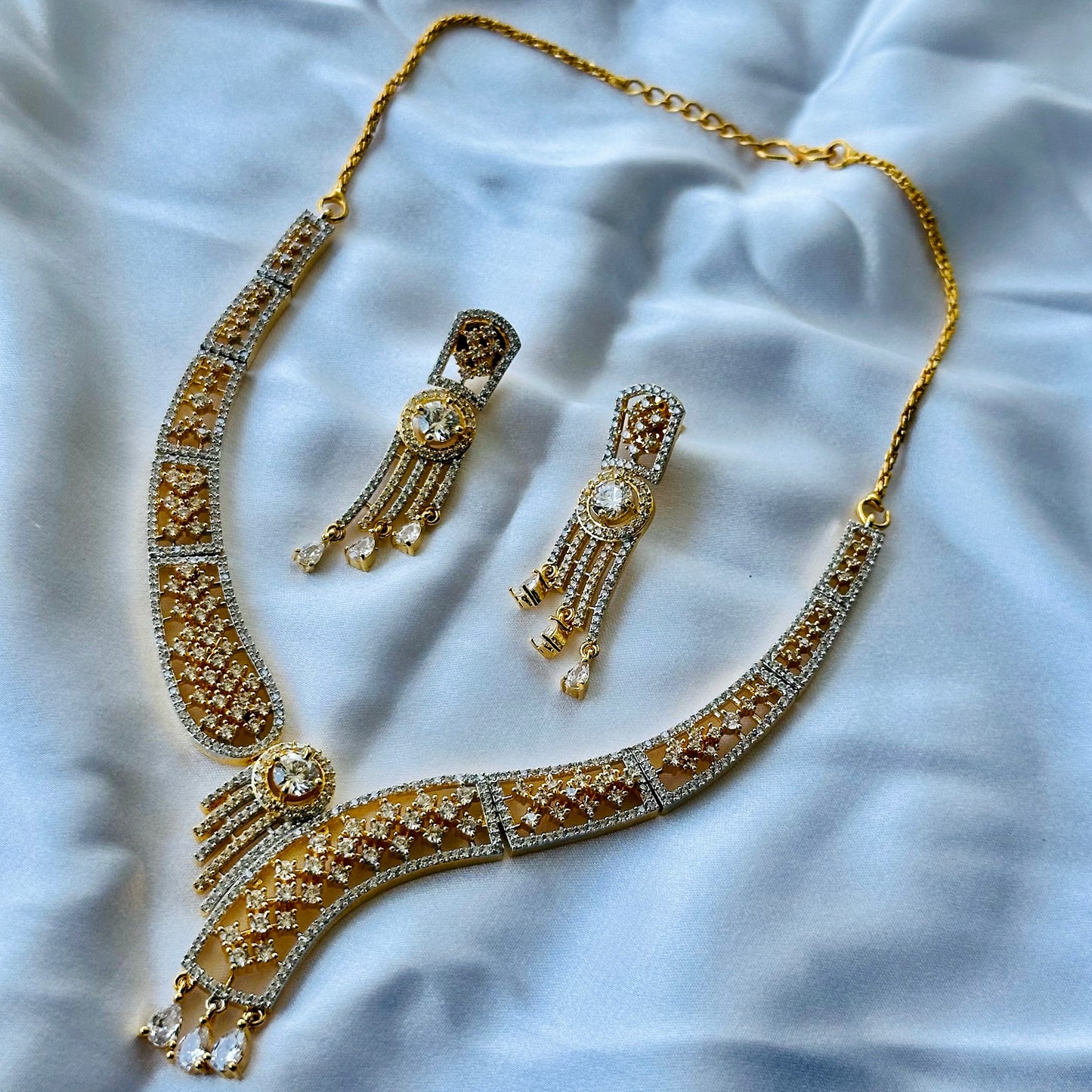 Solitaire Cubic Zircon American Diamond Gold Plated Necklace Set