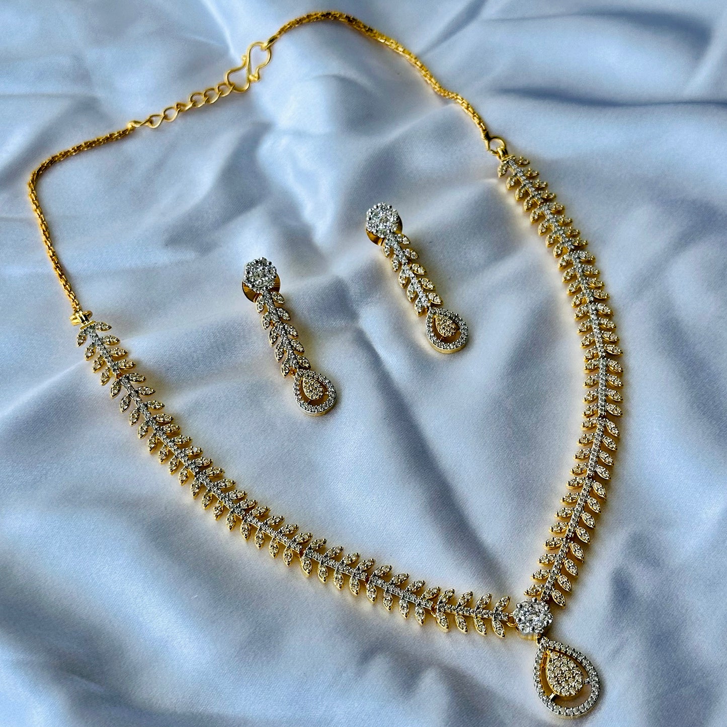 Solitaire Cubic Zircon American Diamond Gold Plated Necklace Set