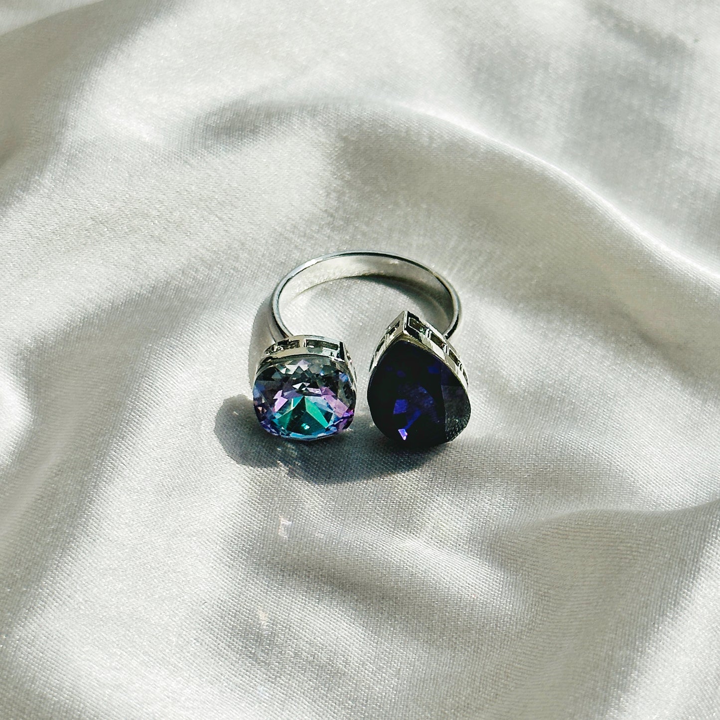 Light Vitrail/Amethyst Swarovski Crystals Silver Plated Adjustable Ring