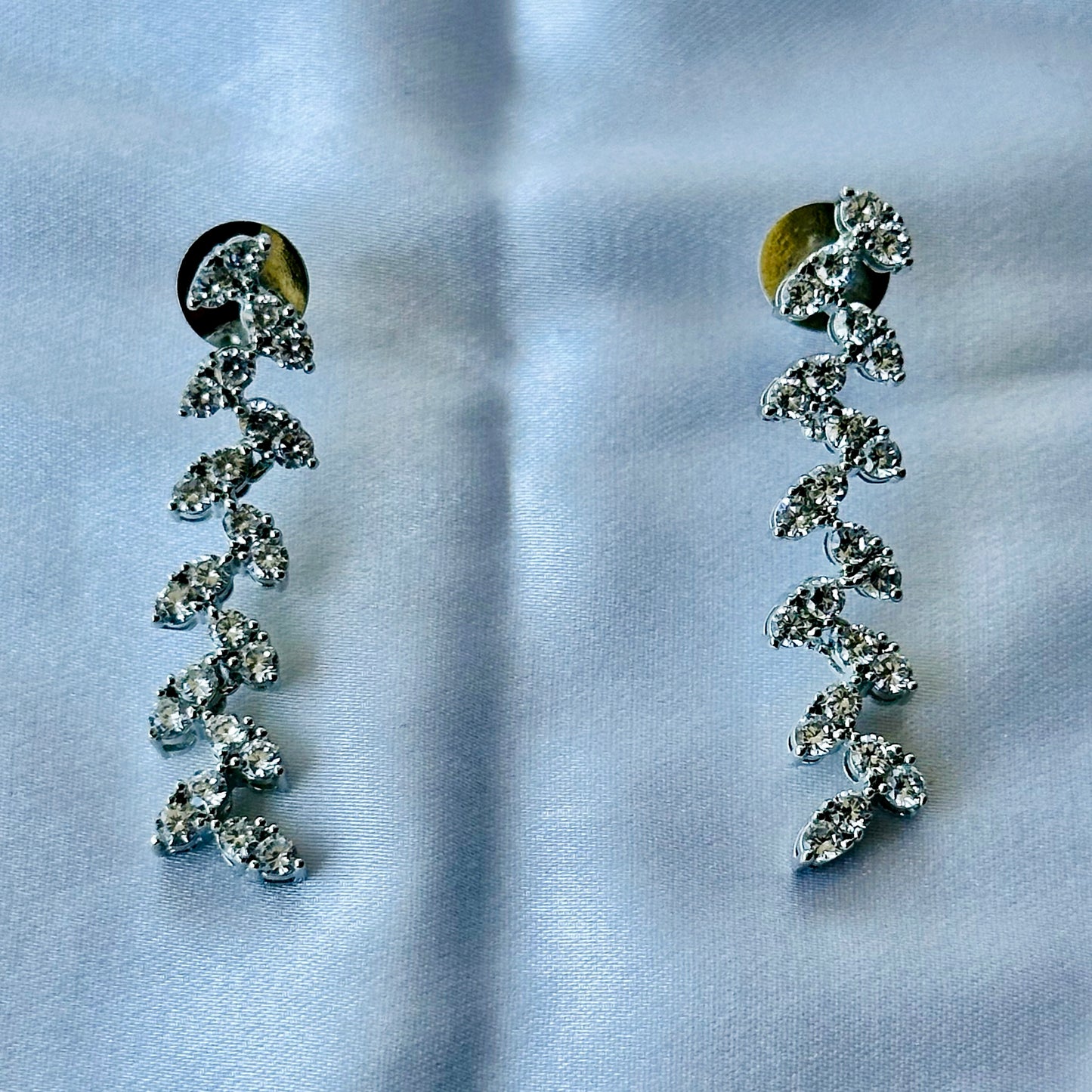 Solitaire Cubic Zircon American Diamond Silver Plated Necklace Set