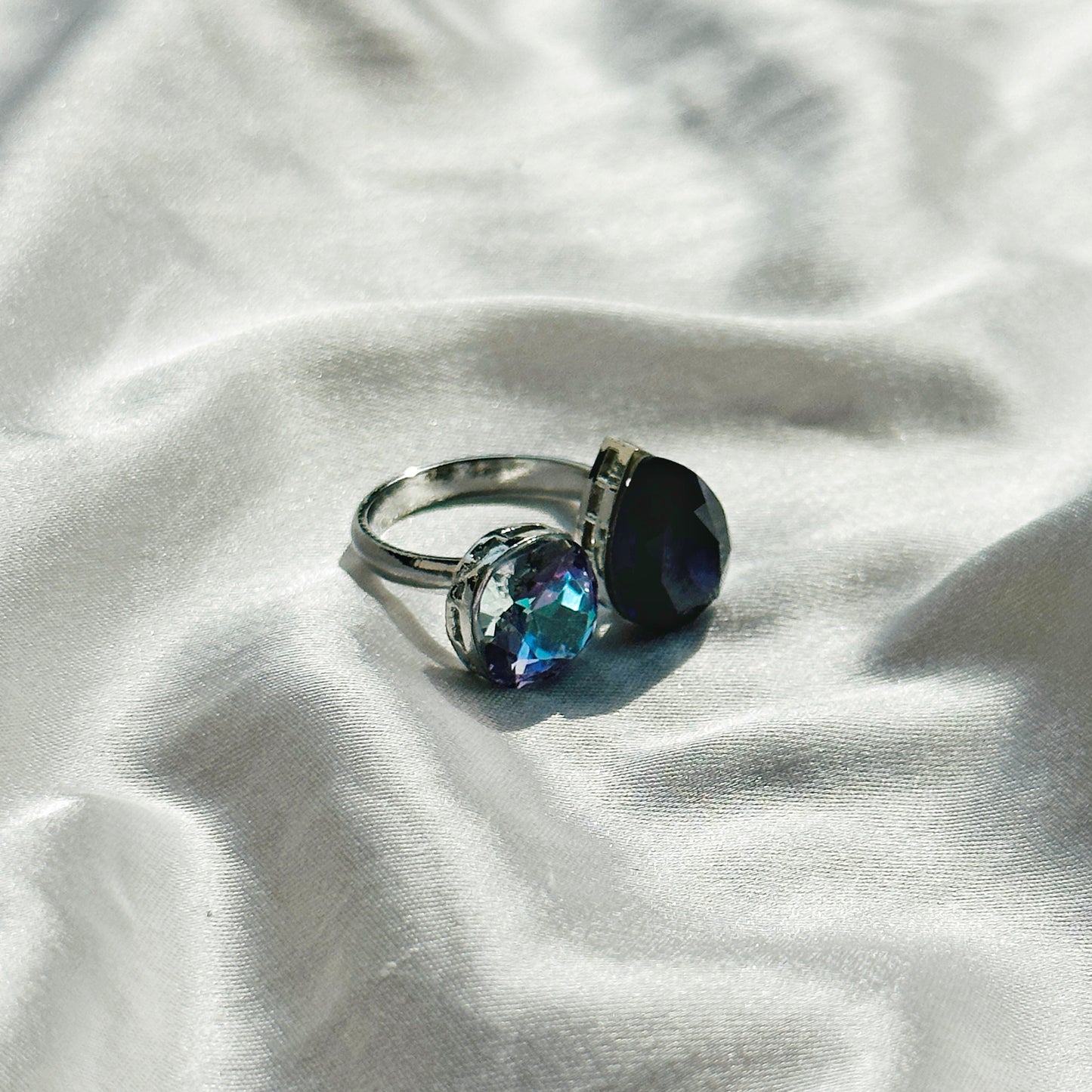 Light Vitrail/Amethyst Swarovski Crystals Silver Plated Adjustable Ring