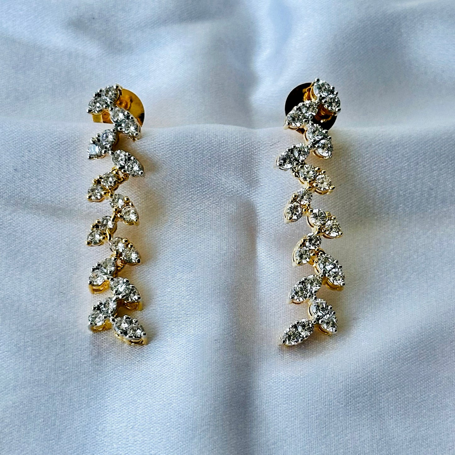 Solitaire Cubic Zircon American Diamond Gold Plated Necklace Set