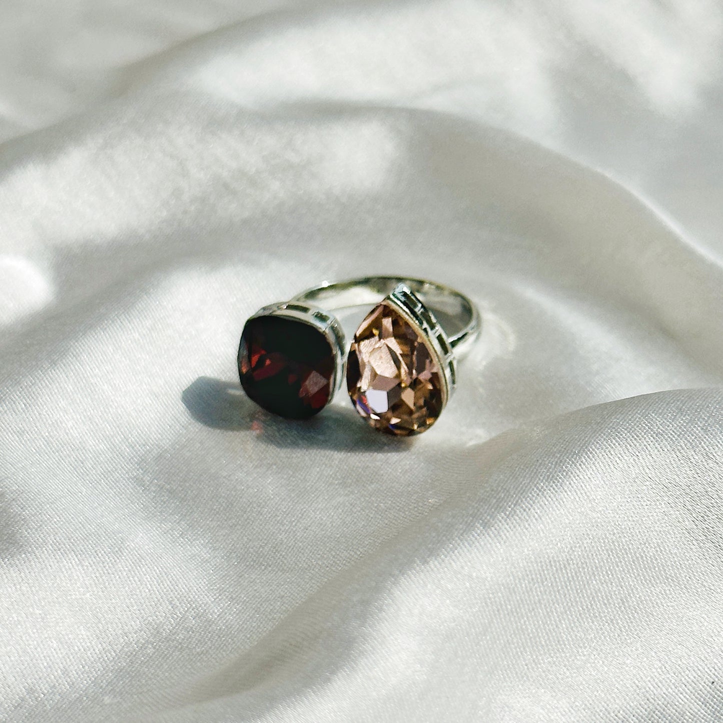Garnet/Light Peach Swarovski Crystals Silver Plated Adjustable Ring