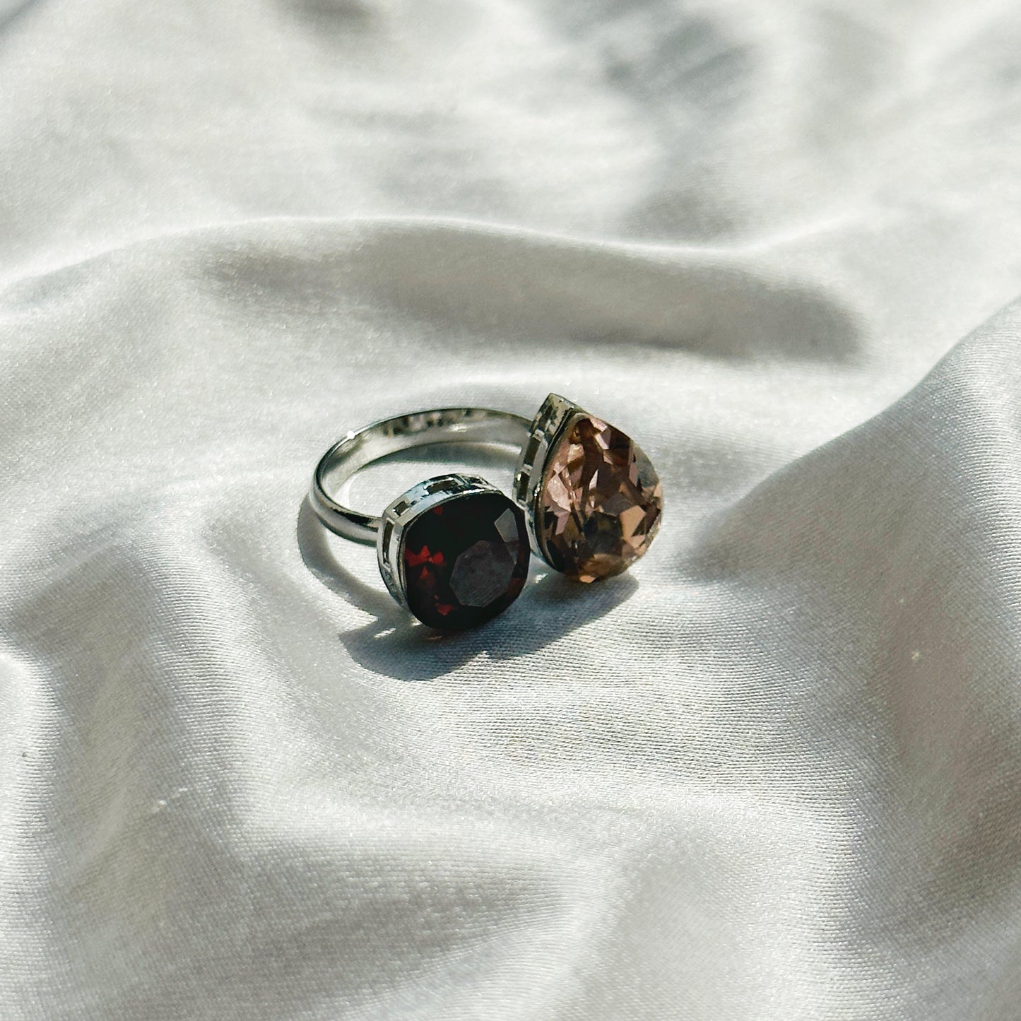 Garnet/Light Peach Swarovski Crystals Silver Plated Adjustable Ring