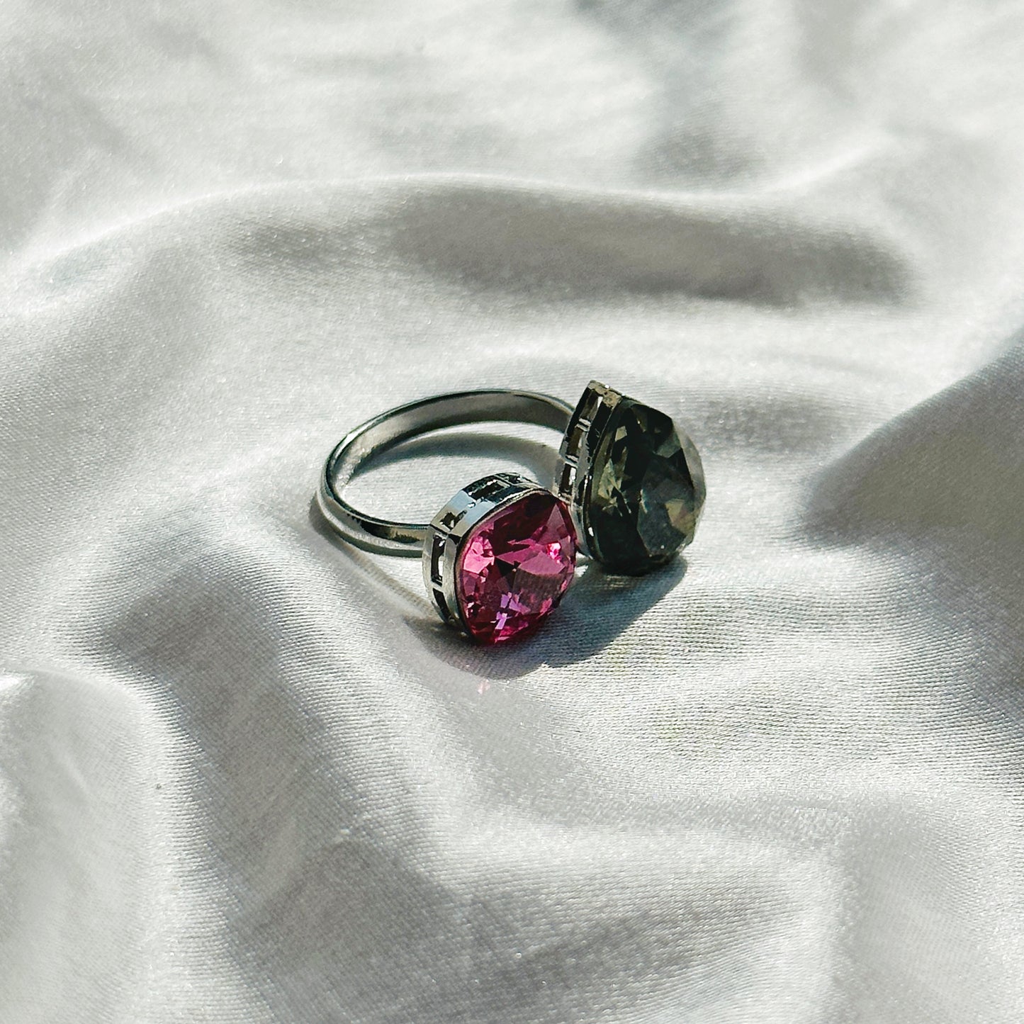 Fuchsia/Olivine Swarovski Crystals Silver Plated Adjustable Ring