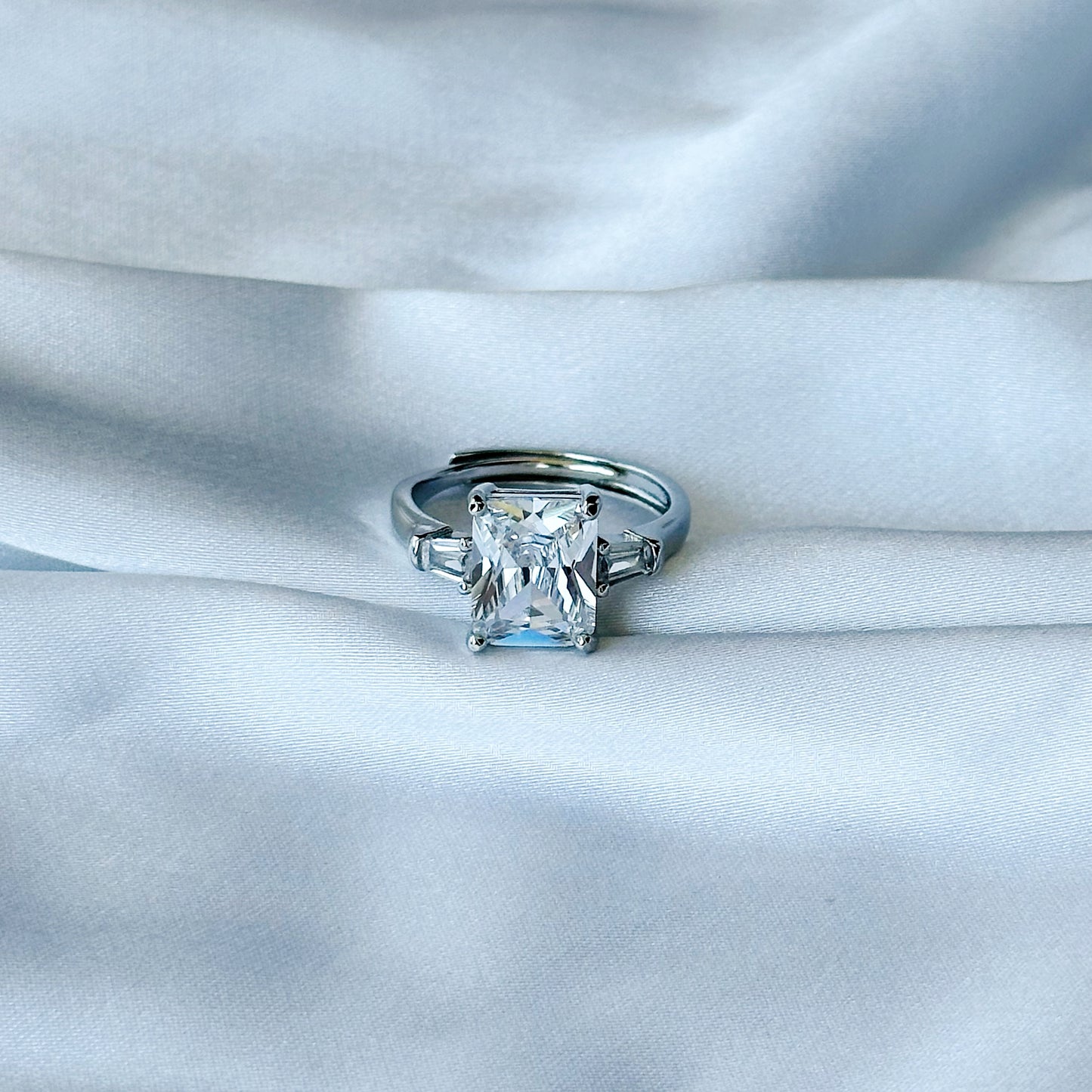 American Diamond Ice Cut Stone American Diamond Silver Plated Adjustable Ring