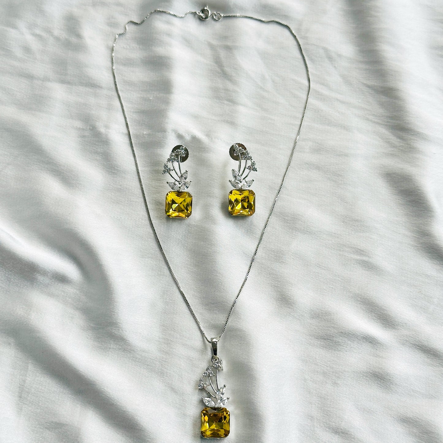 Light Yellow Topaz Swarovski Crystal American Diamond Silver Plated Pendant Set