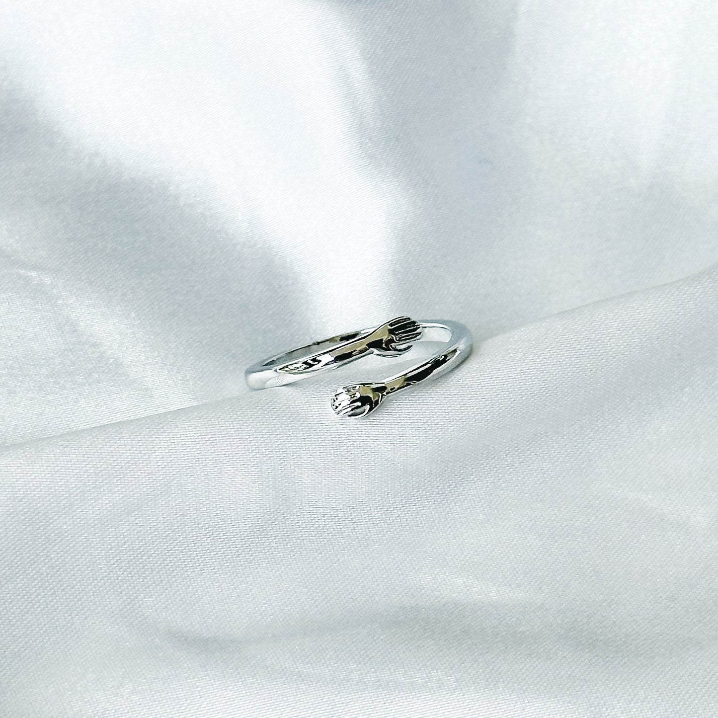 Hug Design Silver Plated Adjustable Ring