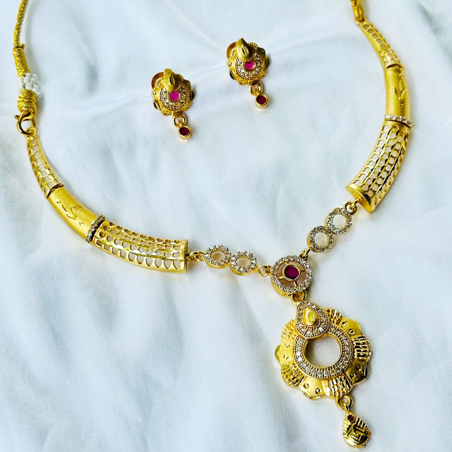 Round Floral Design American Diamond 1 Micron Gold Plated Necklace Set