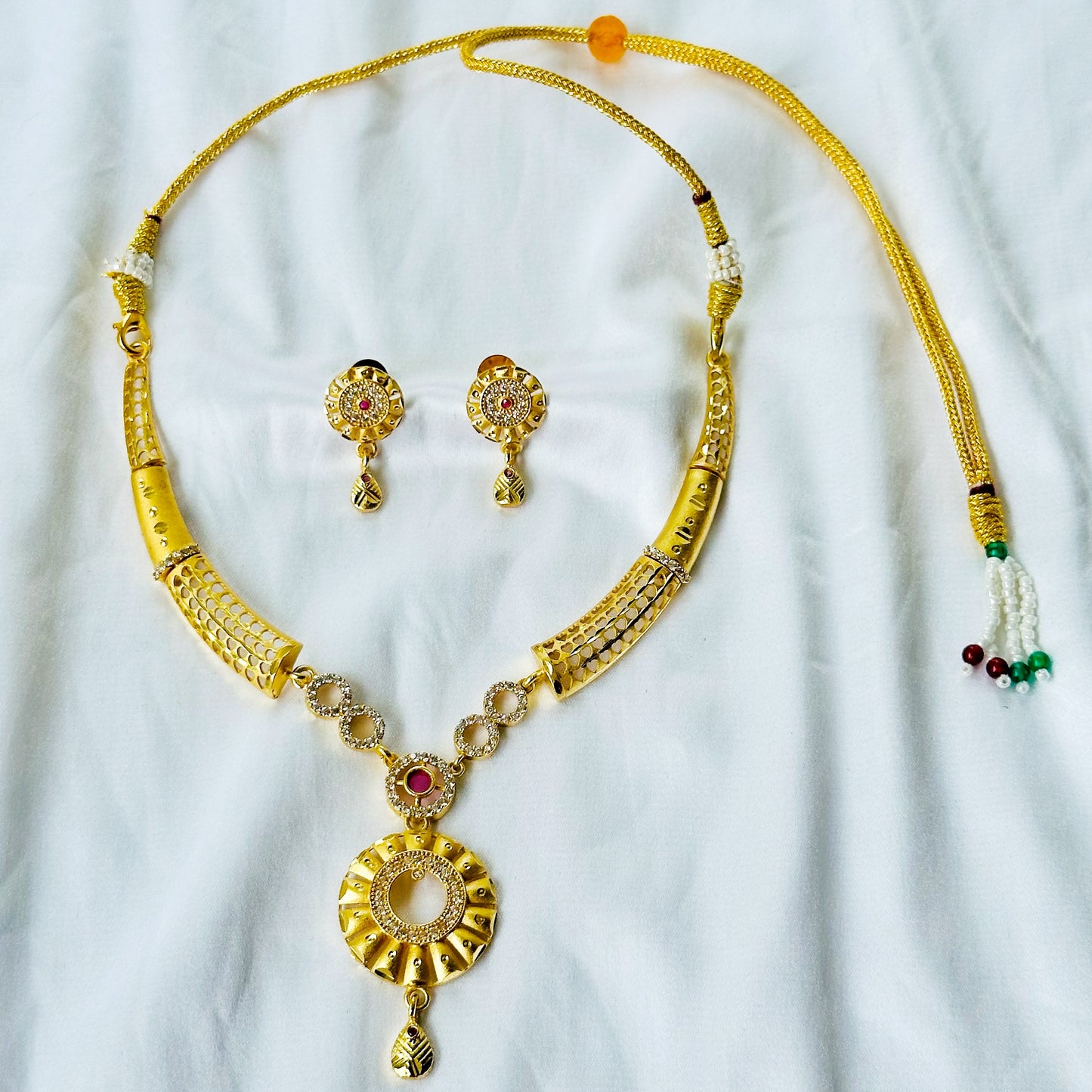 Round Design American Diamond 1 Micron Gold Plated Necklace Set