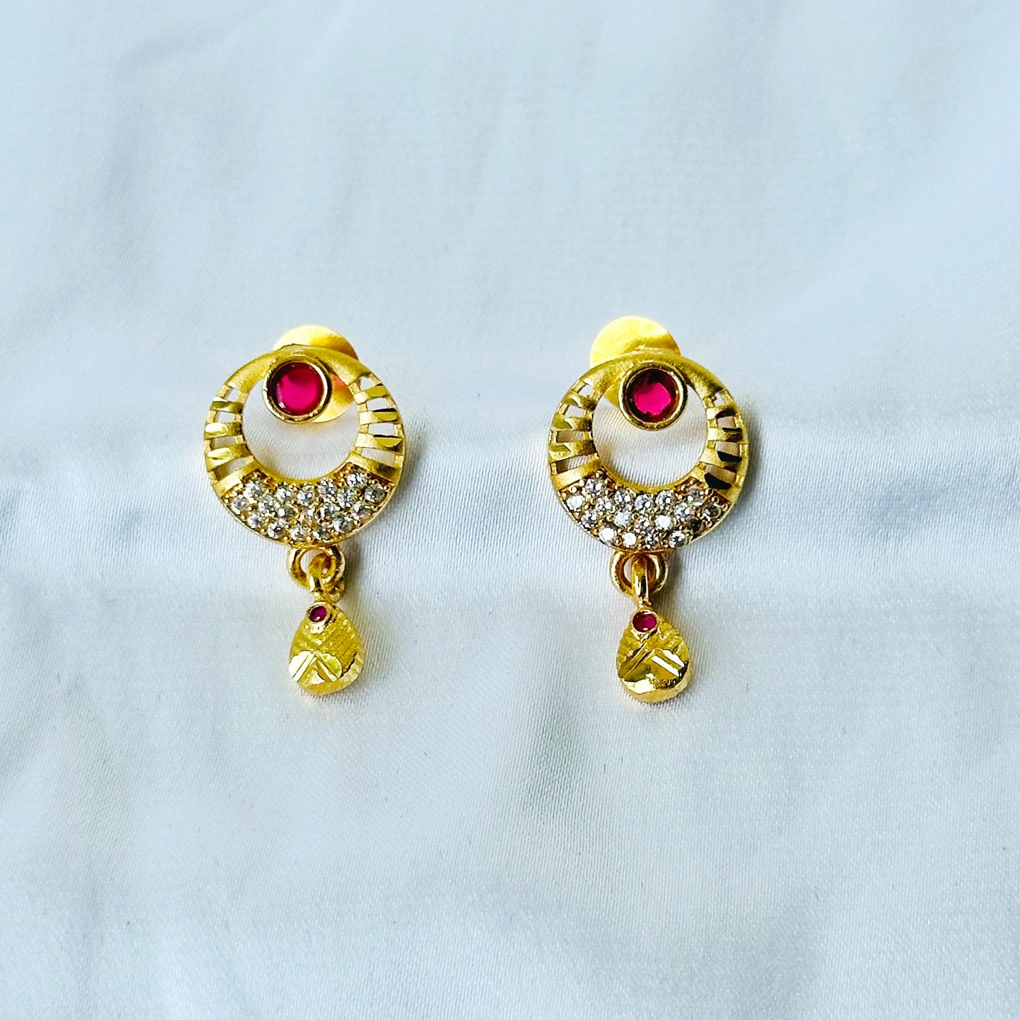 Round Drop Design American Diamond 1 Micron Gold Plated Pendant Set