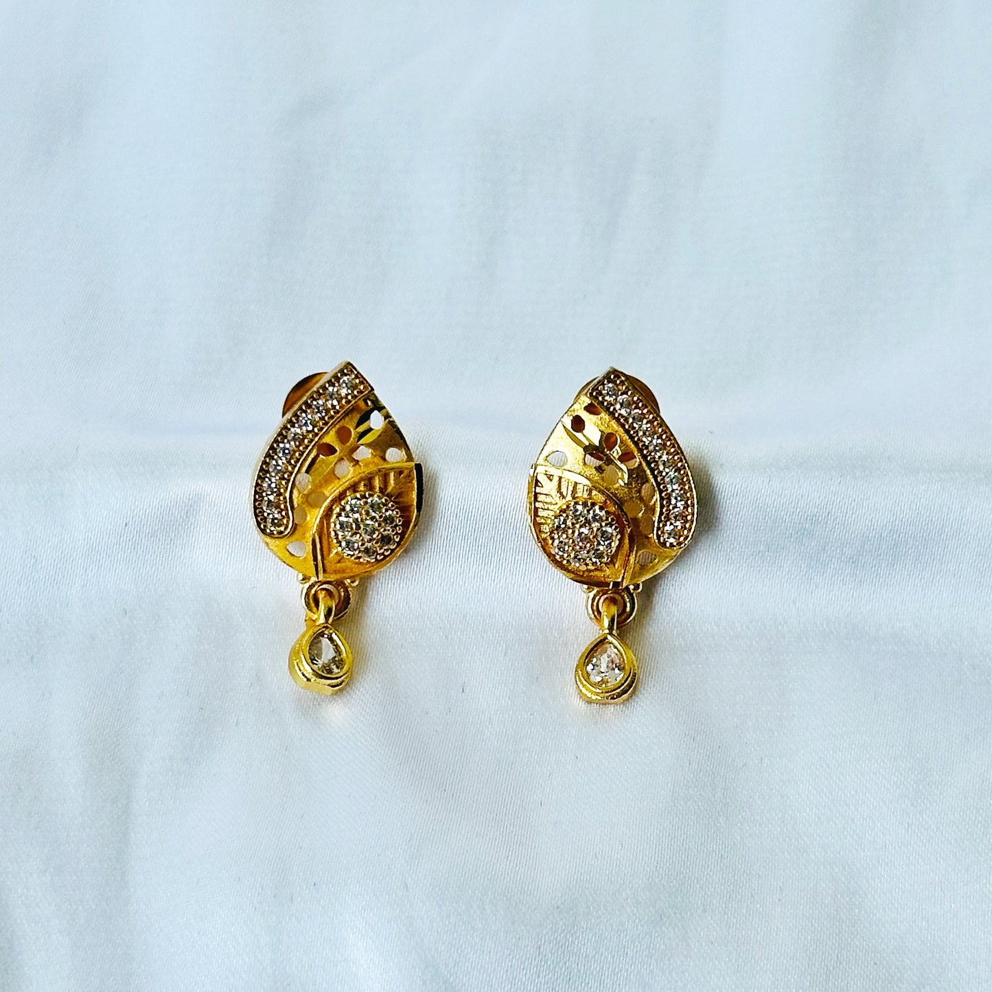 Leaf Drop Design American Diamond 1 Micron Gold Plated Pendant Set