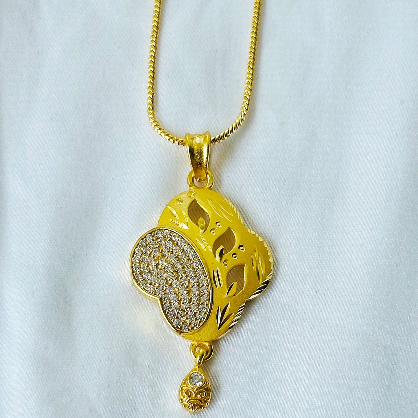 Abstract Leaf Design American Diamond 1 Micron Gold Plated Pendant Set