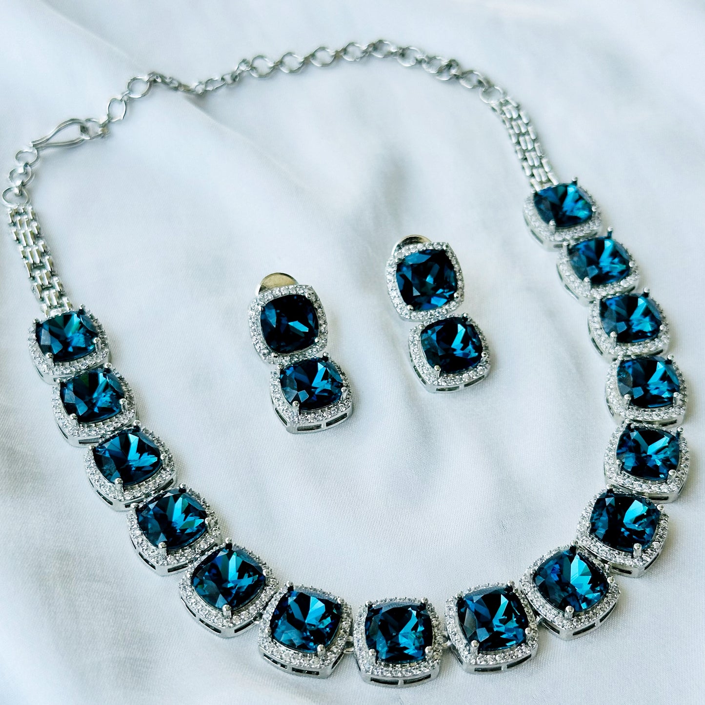 Blue Montana Sapphire Swarovski Crystal American Diamond Silver Plated Necklace Set