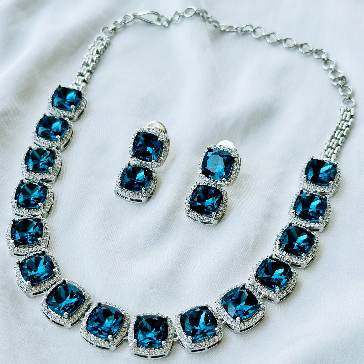 Blue Montana Sapphire Swarovski Crystal American Diamond Silver Plated Necklace Set
