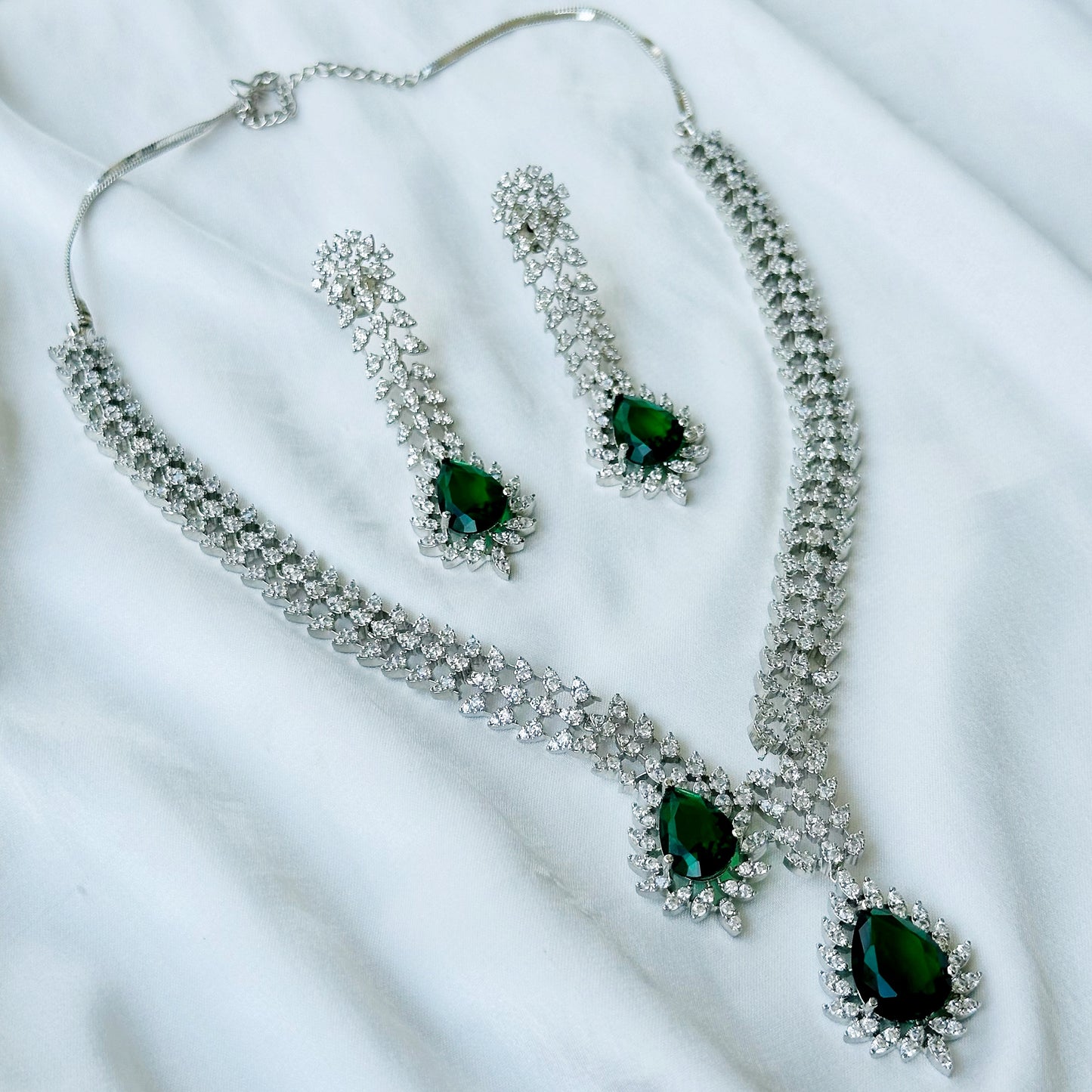 Green Emerald Cubic Zircon American Diamond Silver Plated Necklace Set