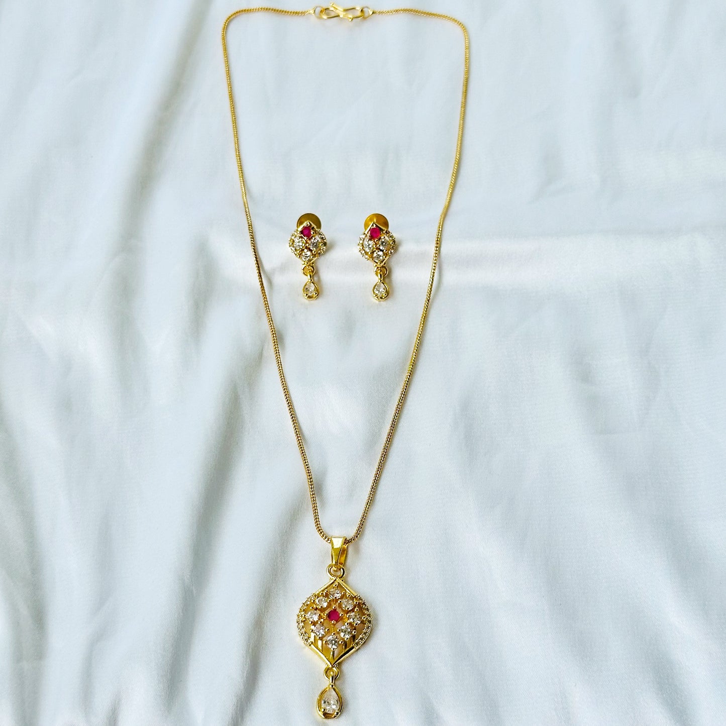 Drop Design American Diamond 1 Micron Gold Plated Pendant Set