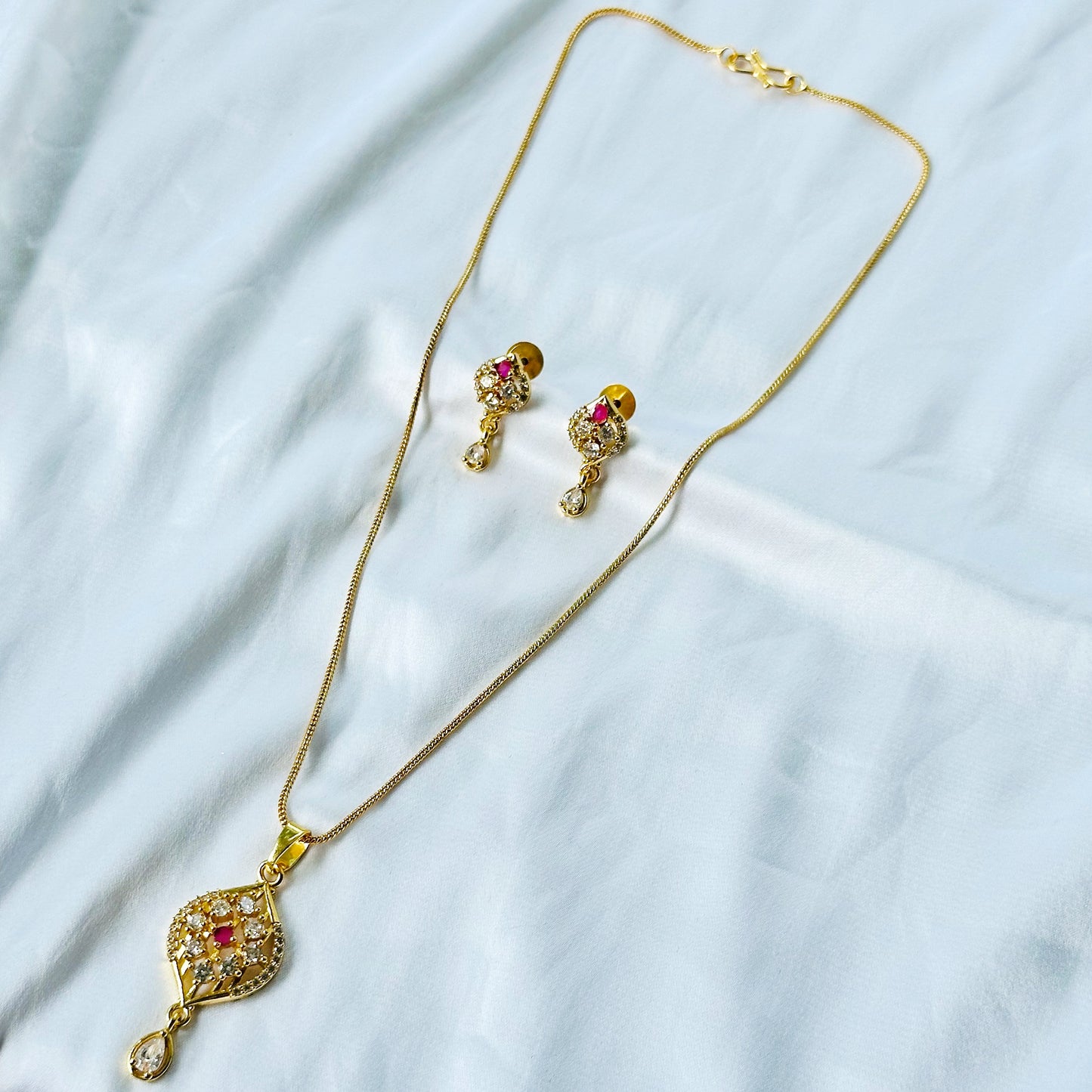 Drop Design American Diamond 1 Micron Gold Plated Pendant Set