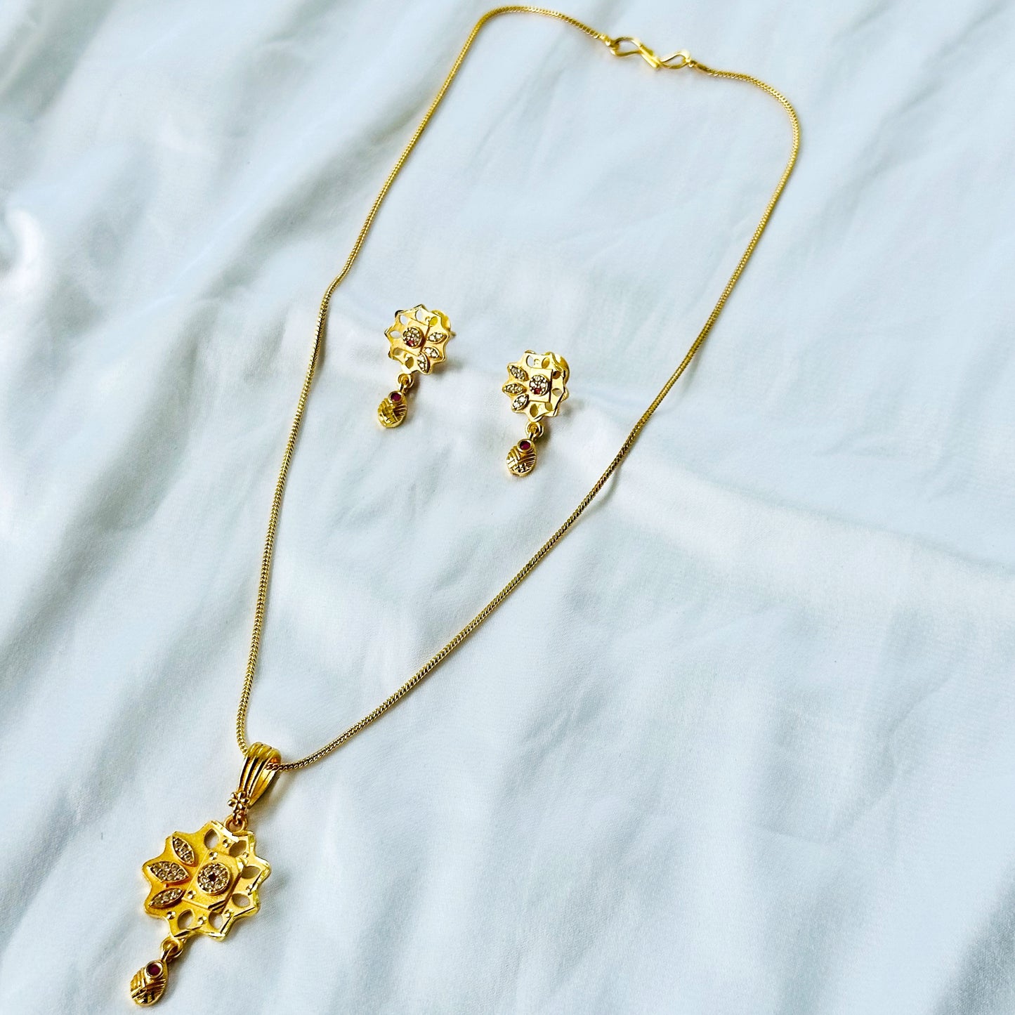 Floral Design American Diamond 1 Micron Gold Plated Pendant Set
