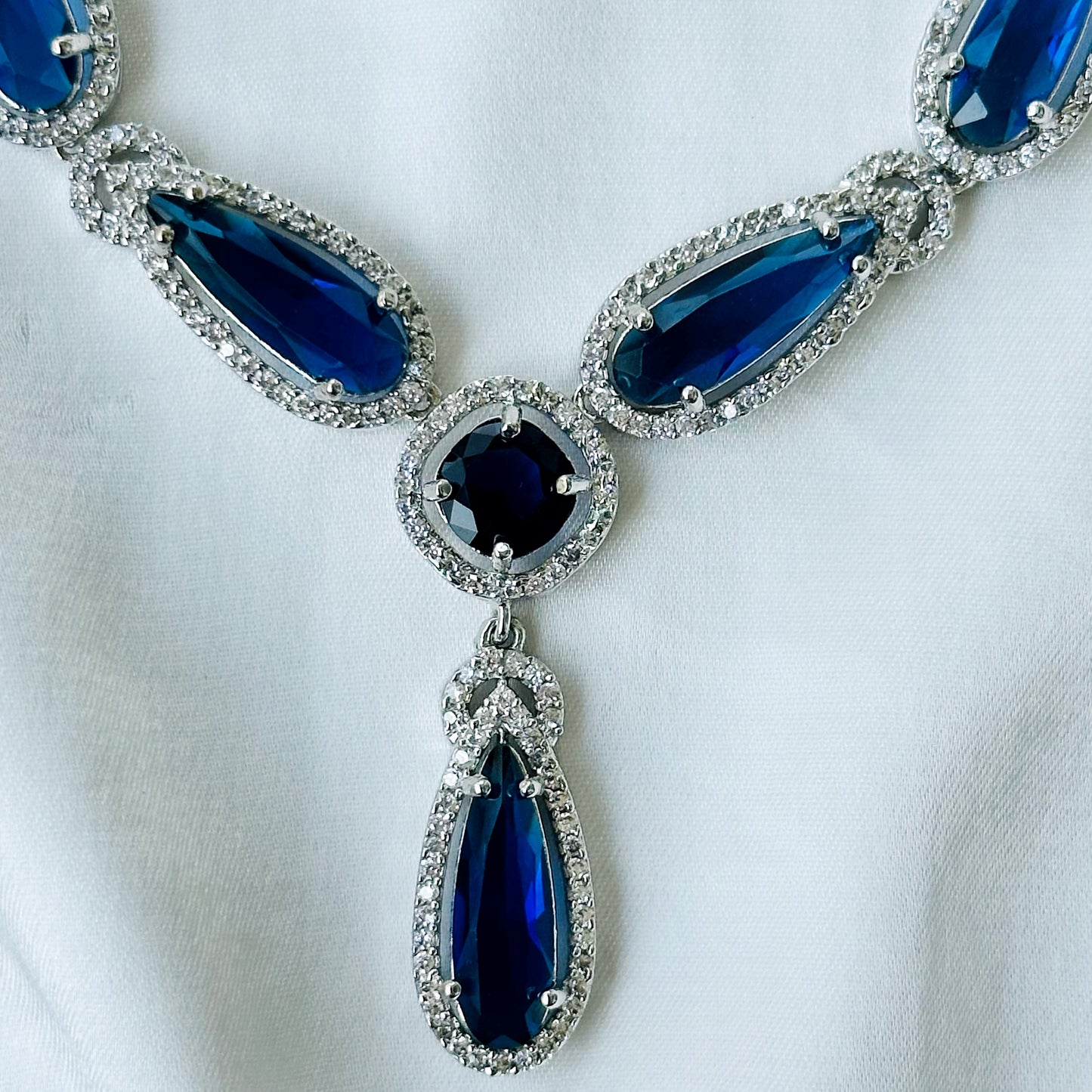 Blue Sapphire Cubic Zircon Stone American Diamond Silver Plated Necklace Set