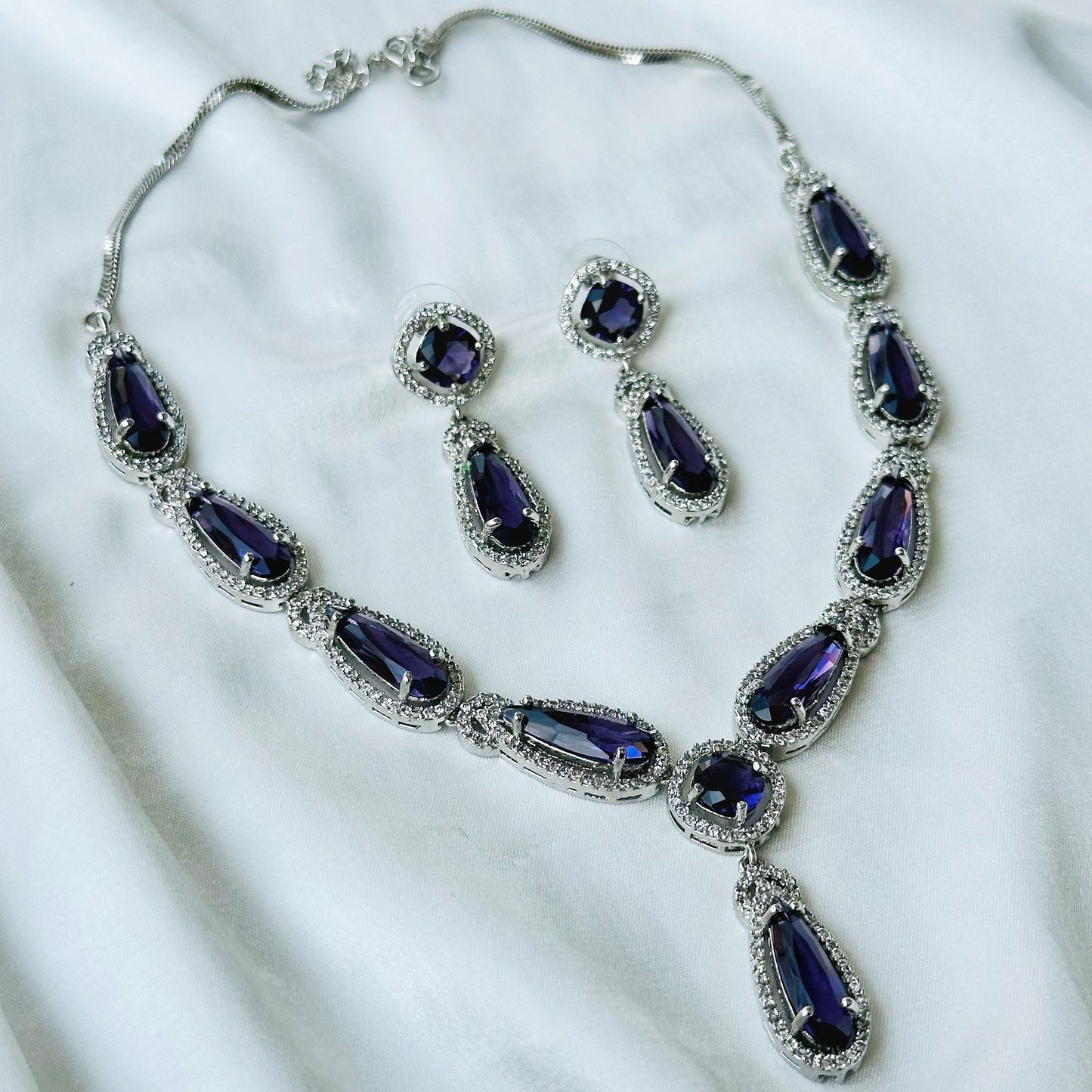 Deep Purple Amethyst Cubic Zircon Stone American Diamond Silver Plated Necklace Set