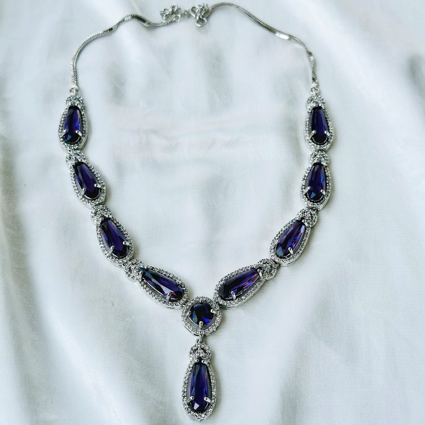 Deep Purple Amethyst Cubic Zircon Stone American Diamond Silver Plated Necklace Set