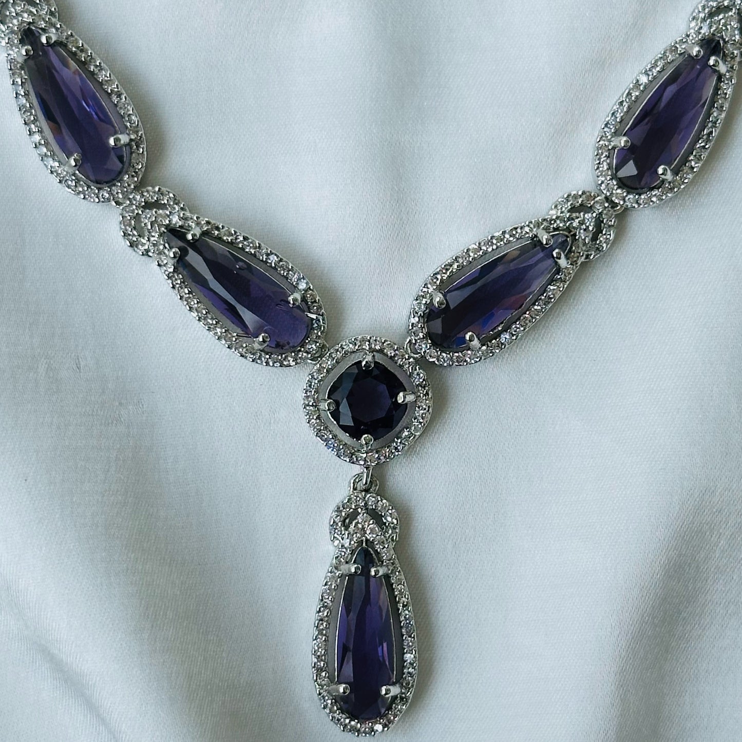 Deep Purple Amethyst Cubic Zircon Stone American Diamond Silver Plated Necklace Set
