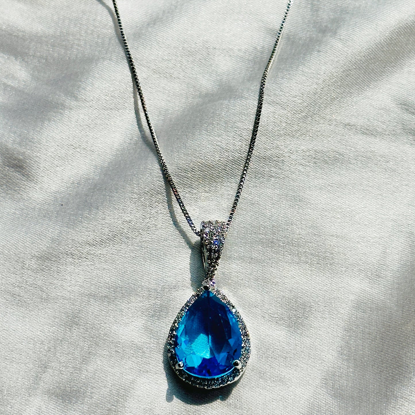 Aqua Blue Sapphire Cubic Zircon American Diamond Silver Plated Pendant Set