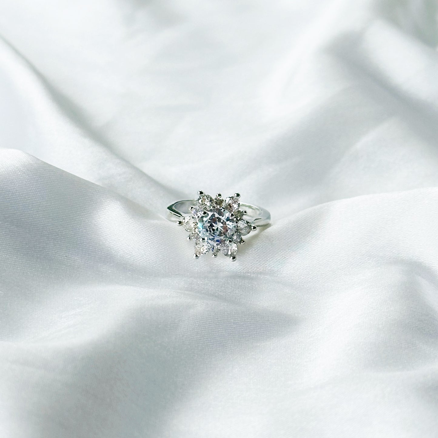 Solitaire Cubic Zircon Crushed Ice Cut Stone American Diamond Silver Plated Adjustable Ring