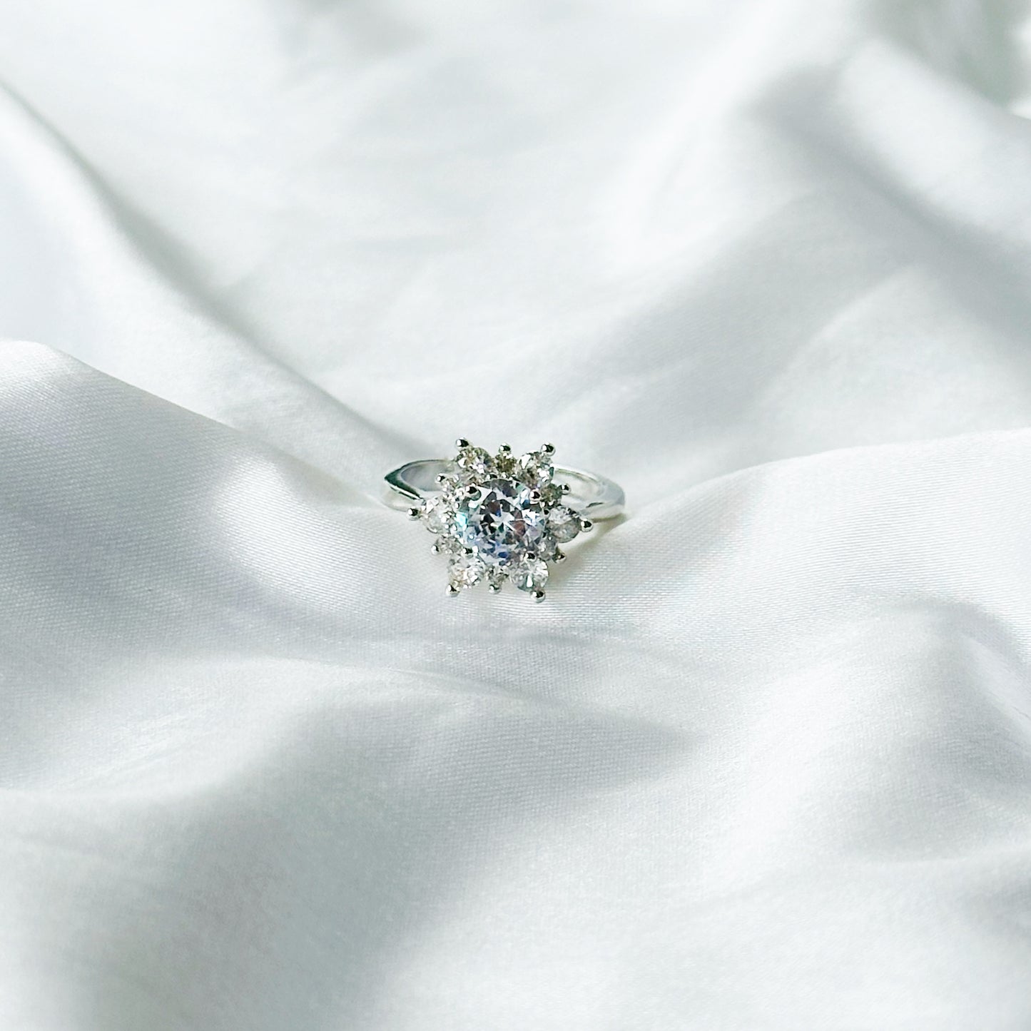 Solitaire Cubic Zircon Crushed Ice Cut Stone American Diamond Silver Plated Adjustable Ring