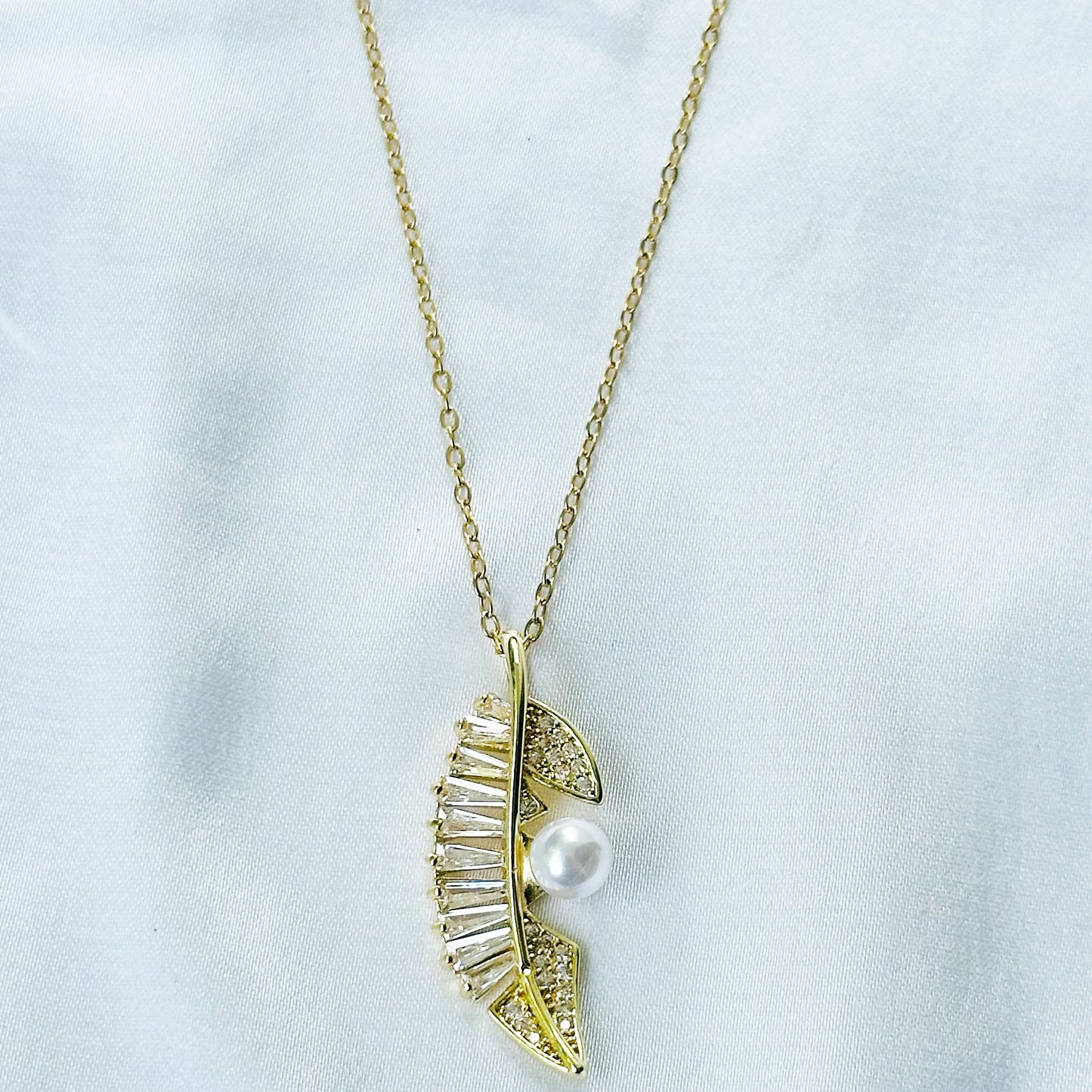 Leaf Design Pearl Studded American Diamond Gold Plated Stainless Steel Necklace